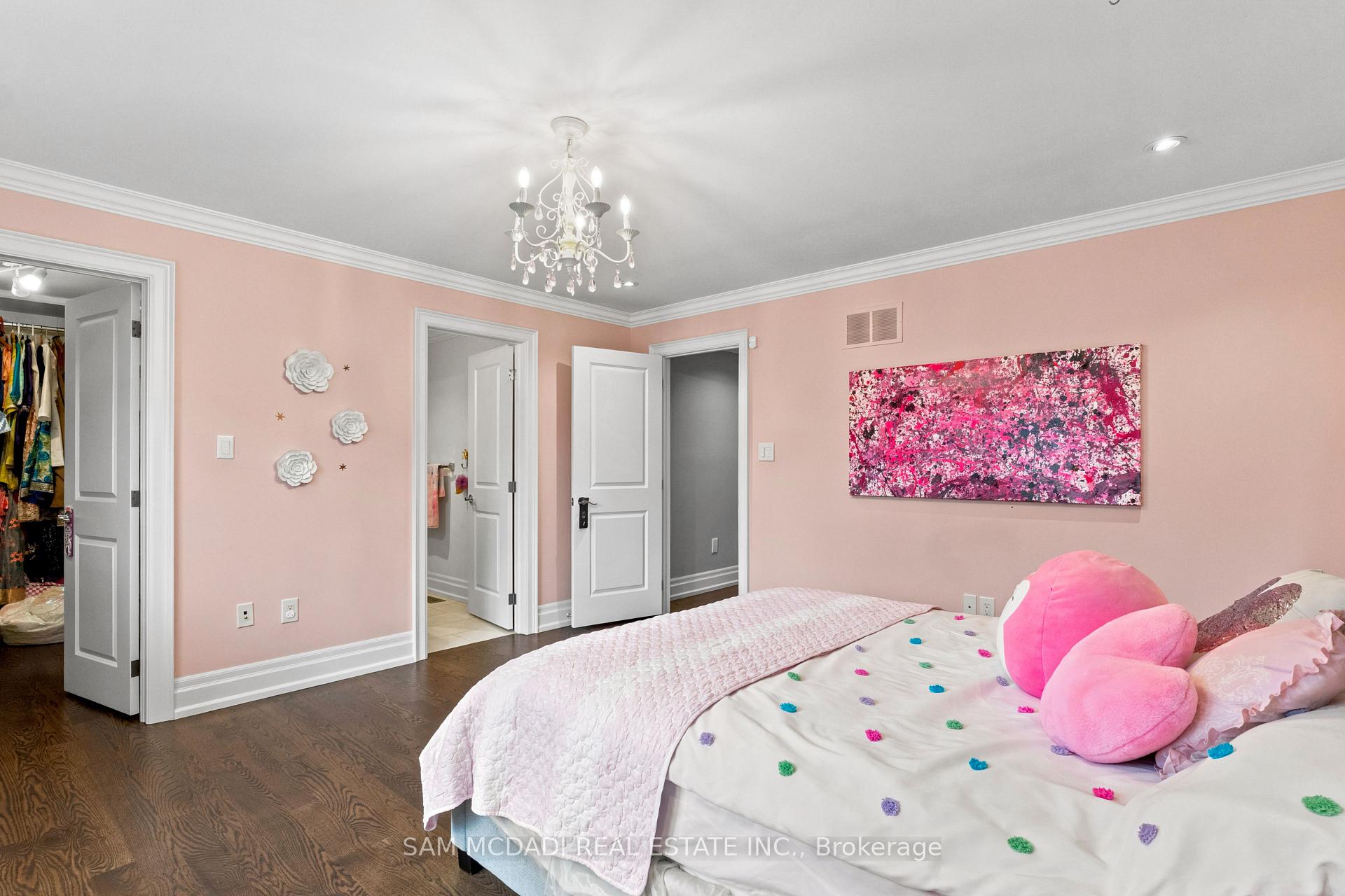 955 Caldwell Avenue