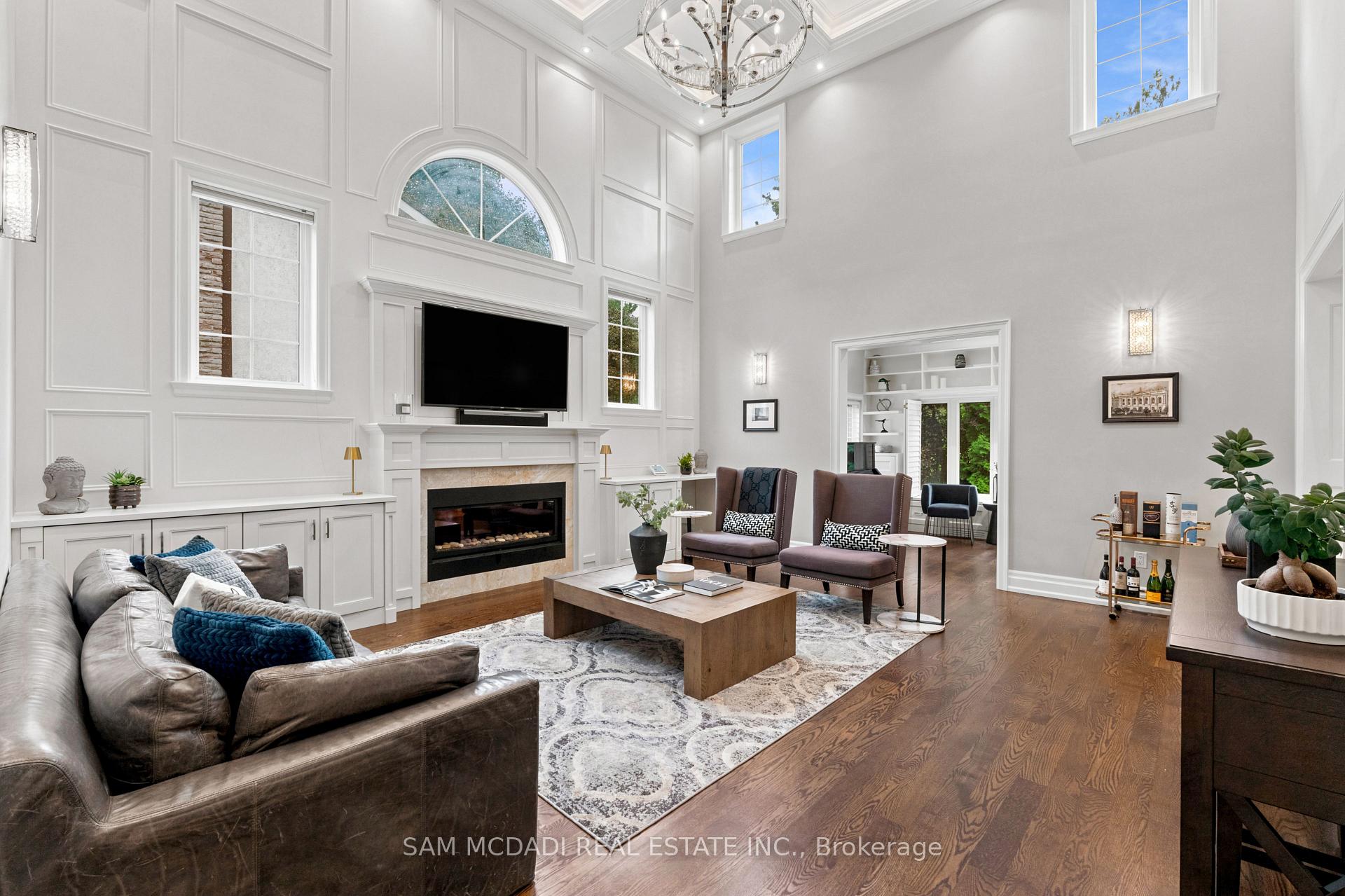 955 Caldwell Avenue