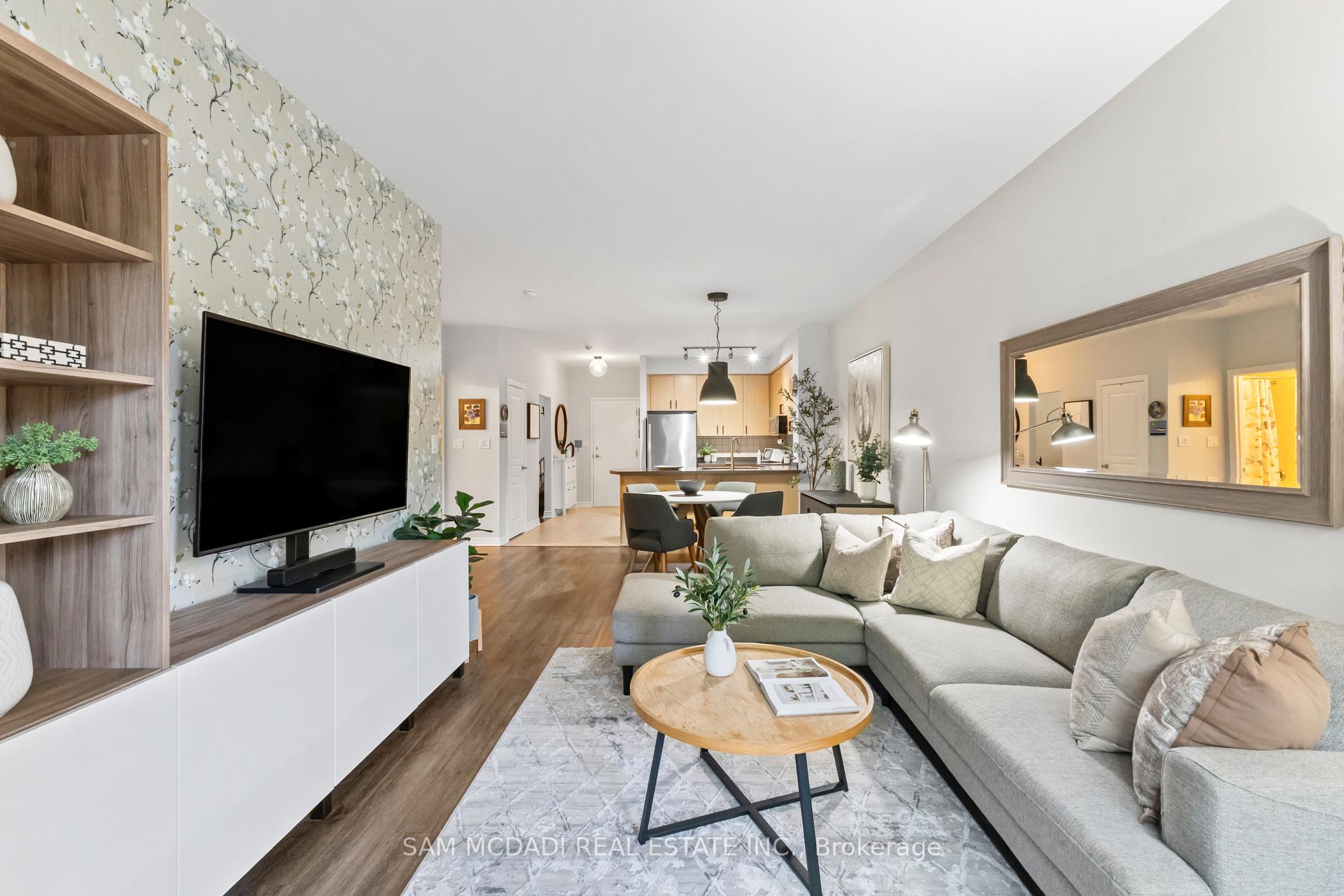 80 Port Street E 107