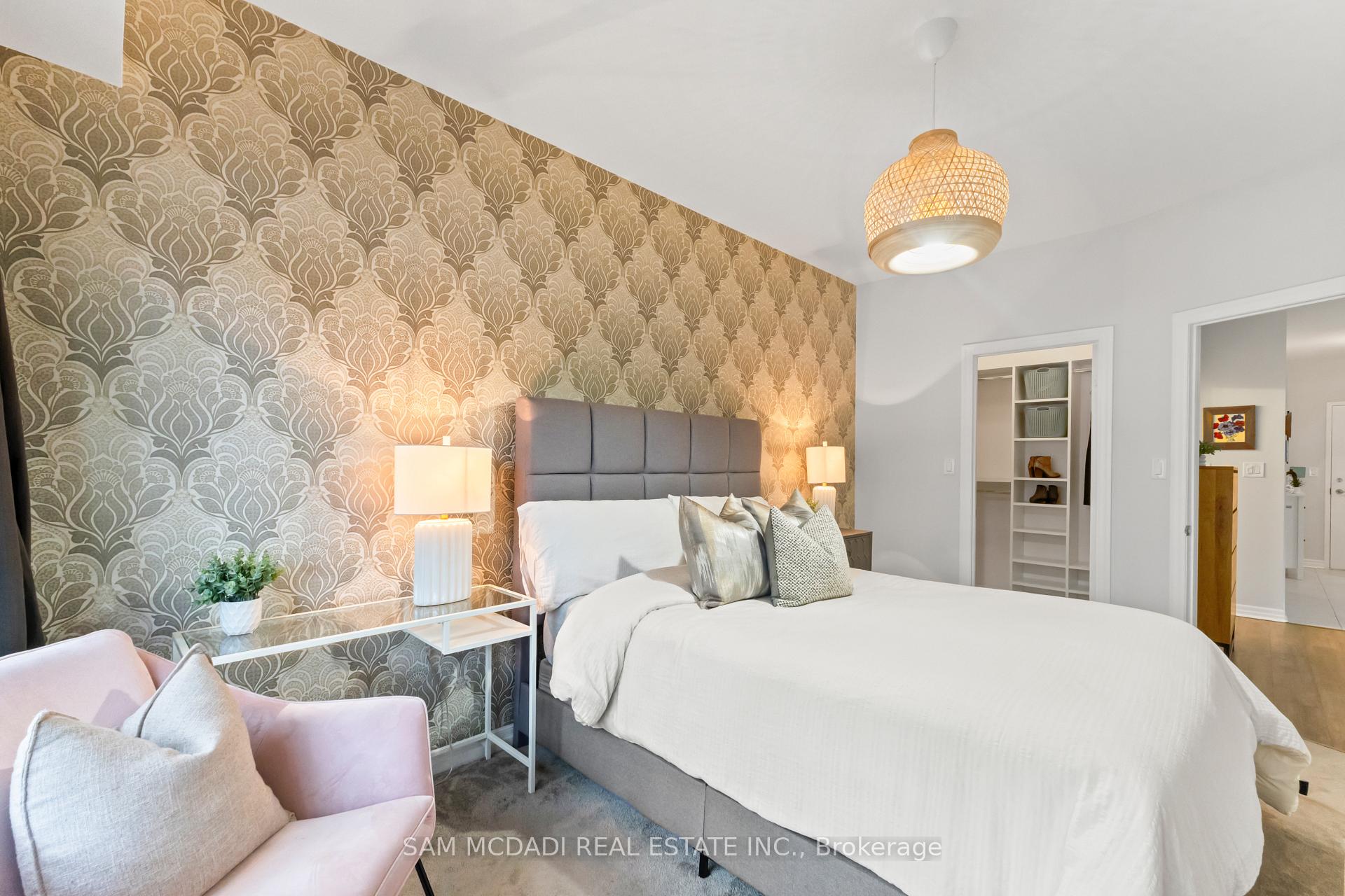 80 Port Street E 107