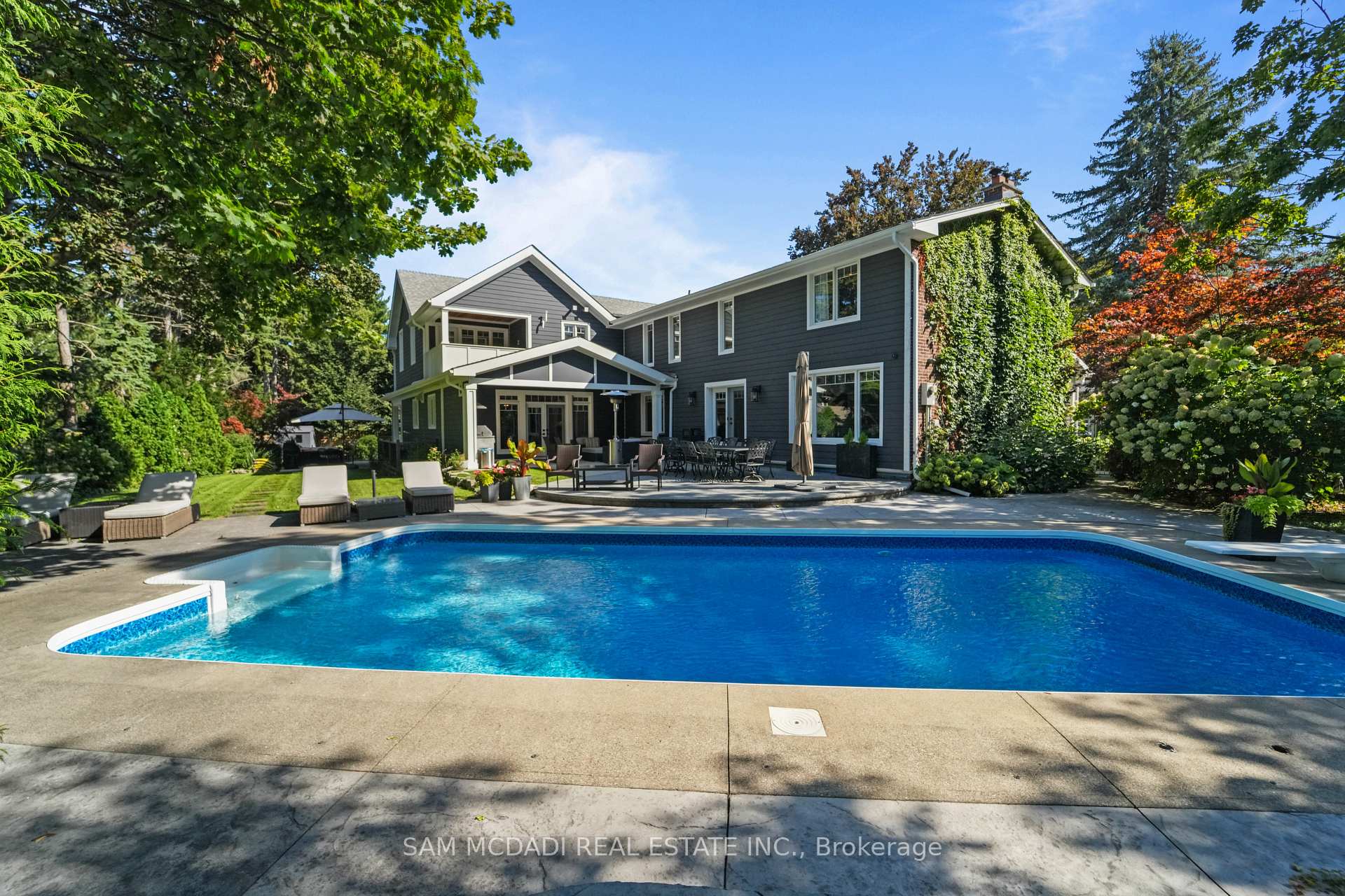 2142 Obeck Crescent
