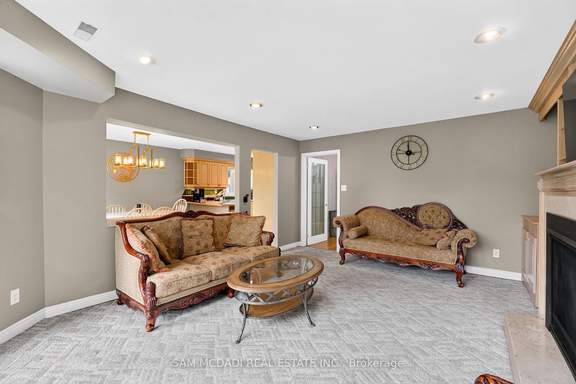 4072 Wilcox Road