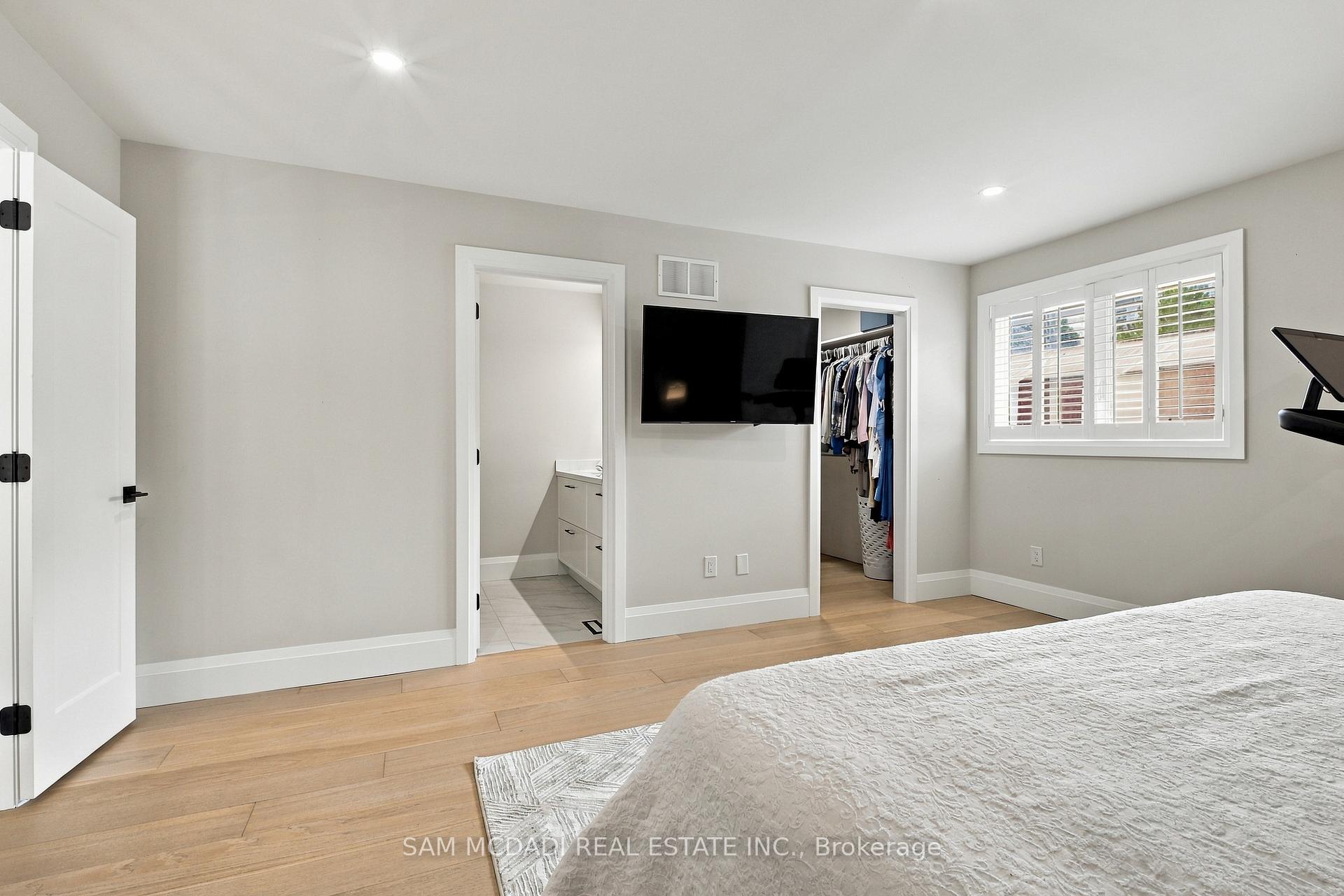 1160 Walden Circle 1