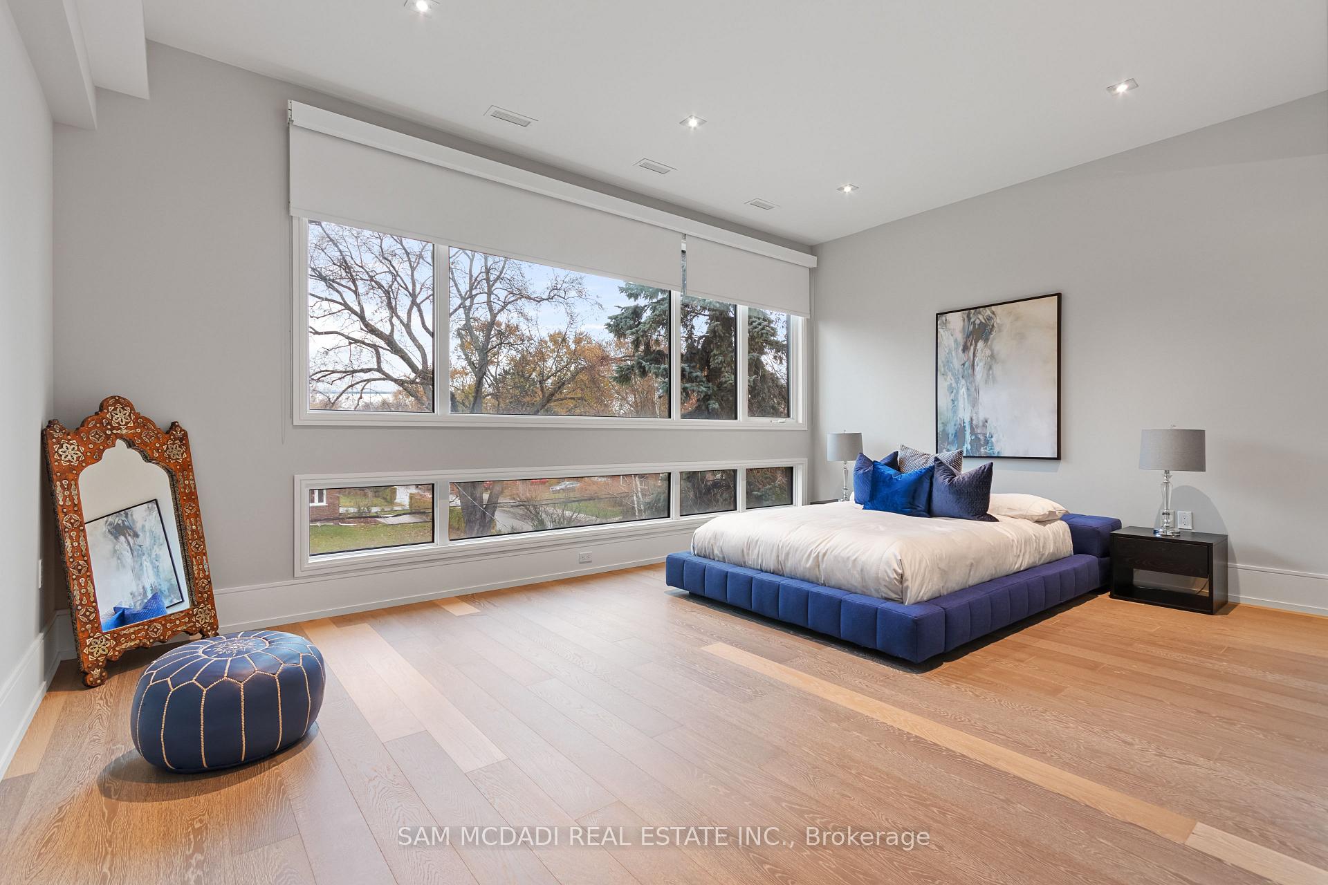 67 Lake Promenade, Toronto