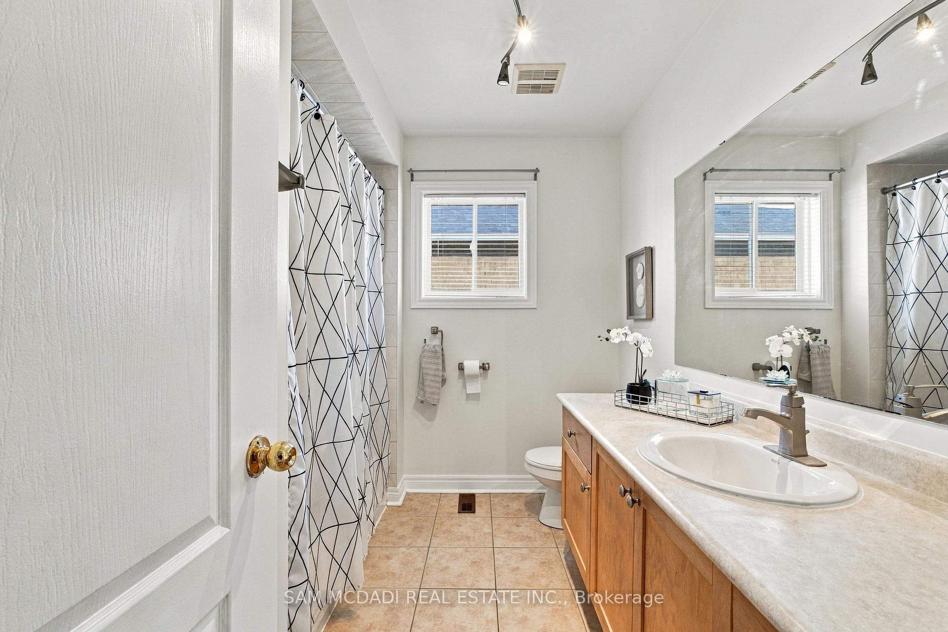 7331 Cork Tree Row