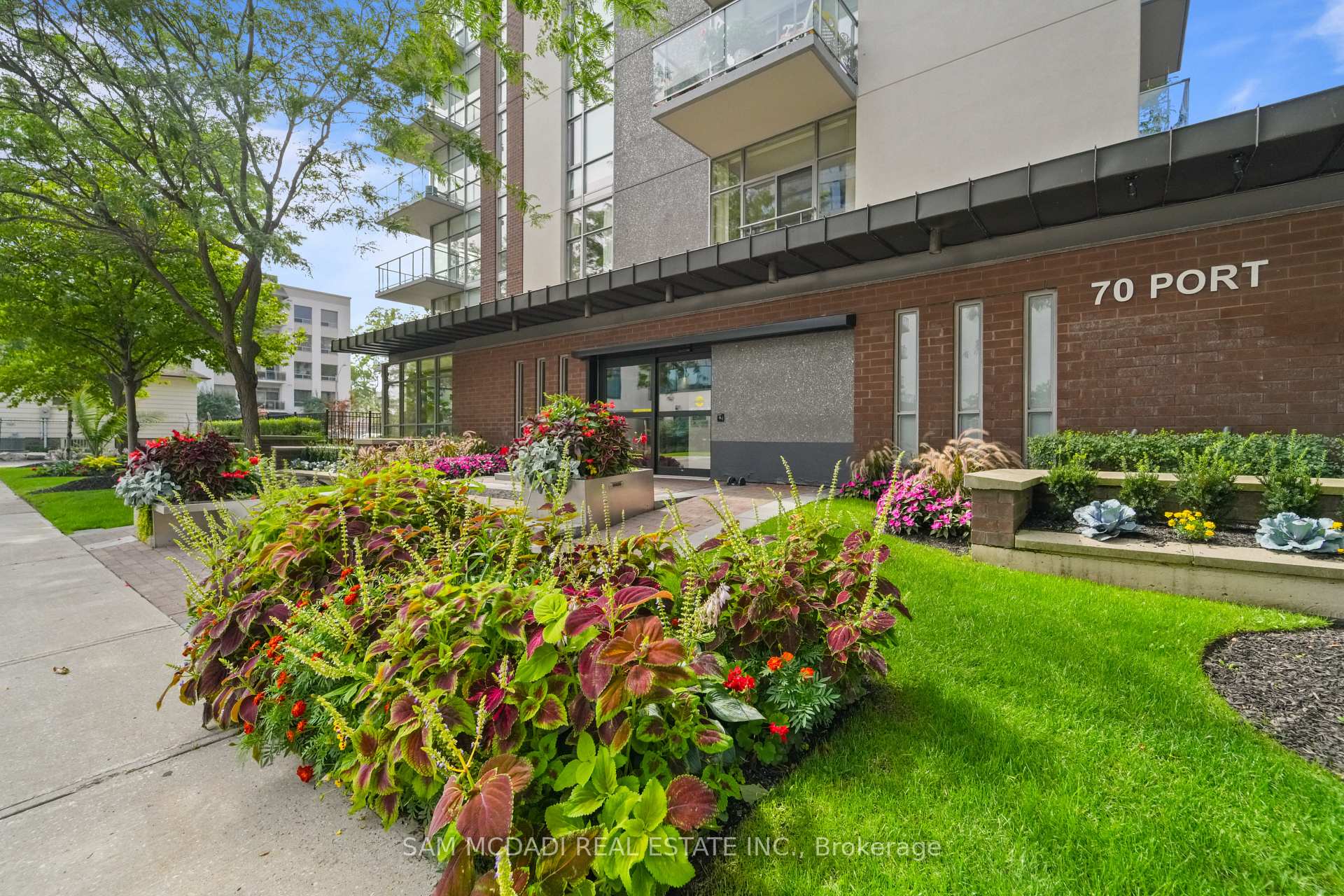 70 Port Street E 506