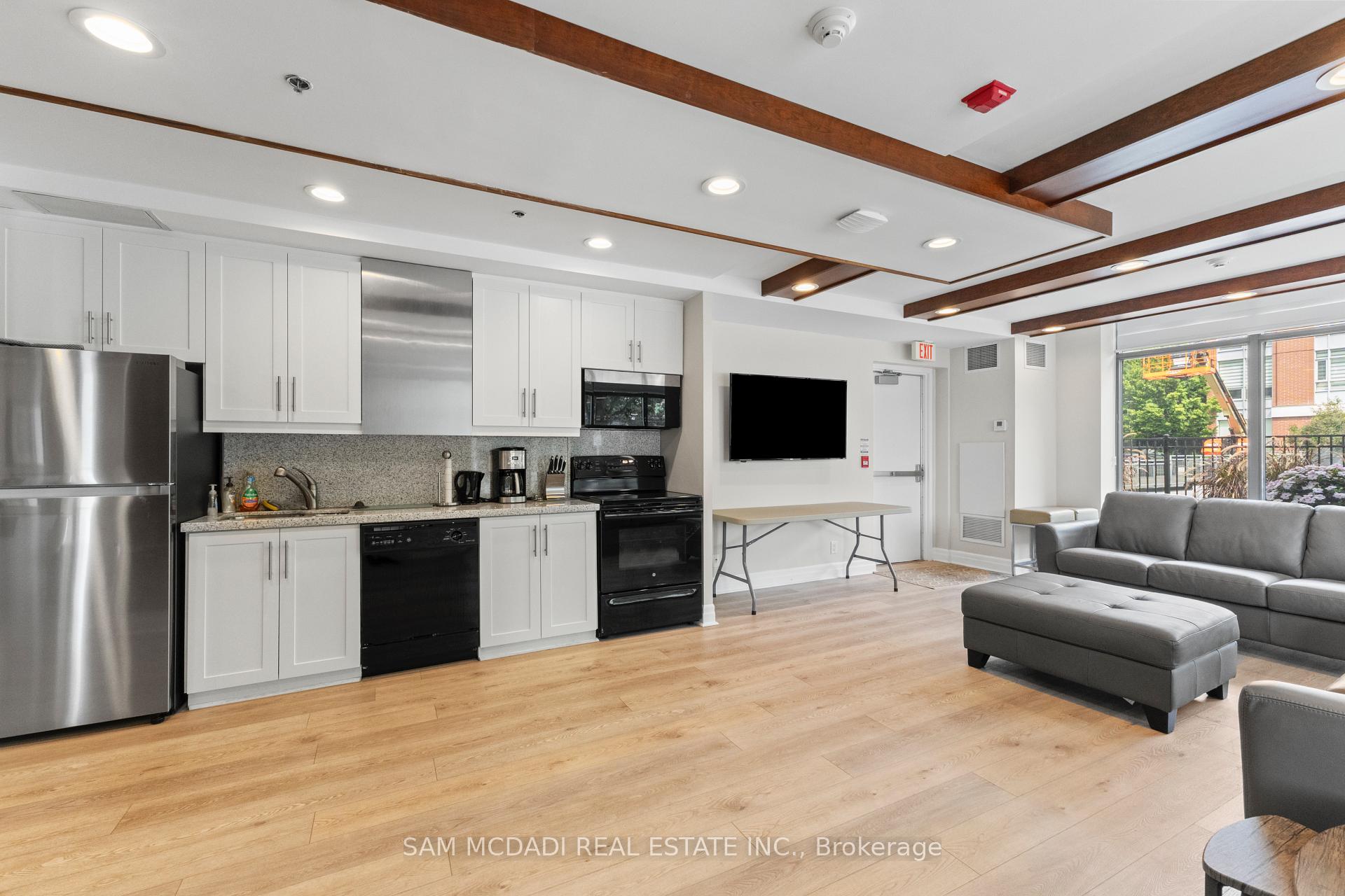 70 Port Street E 506