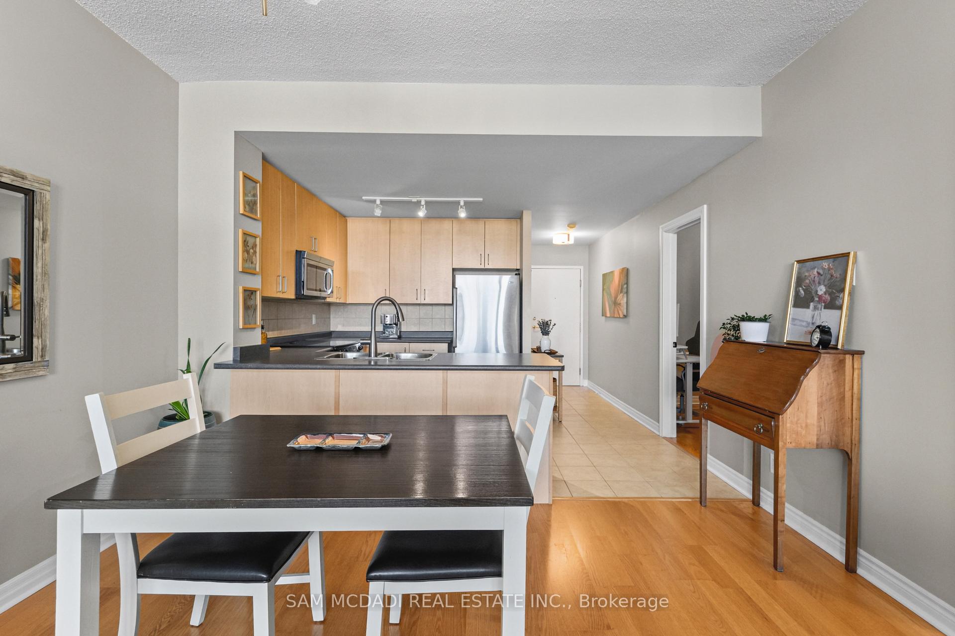 70 Port Street E 506