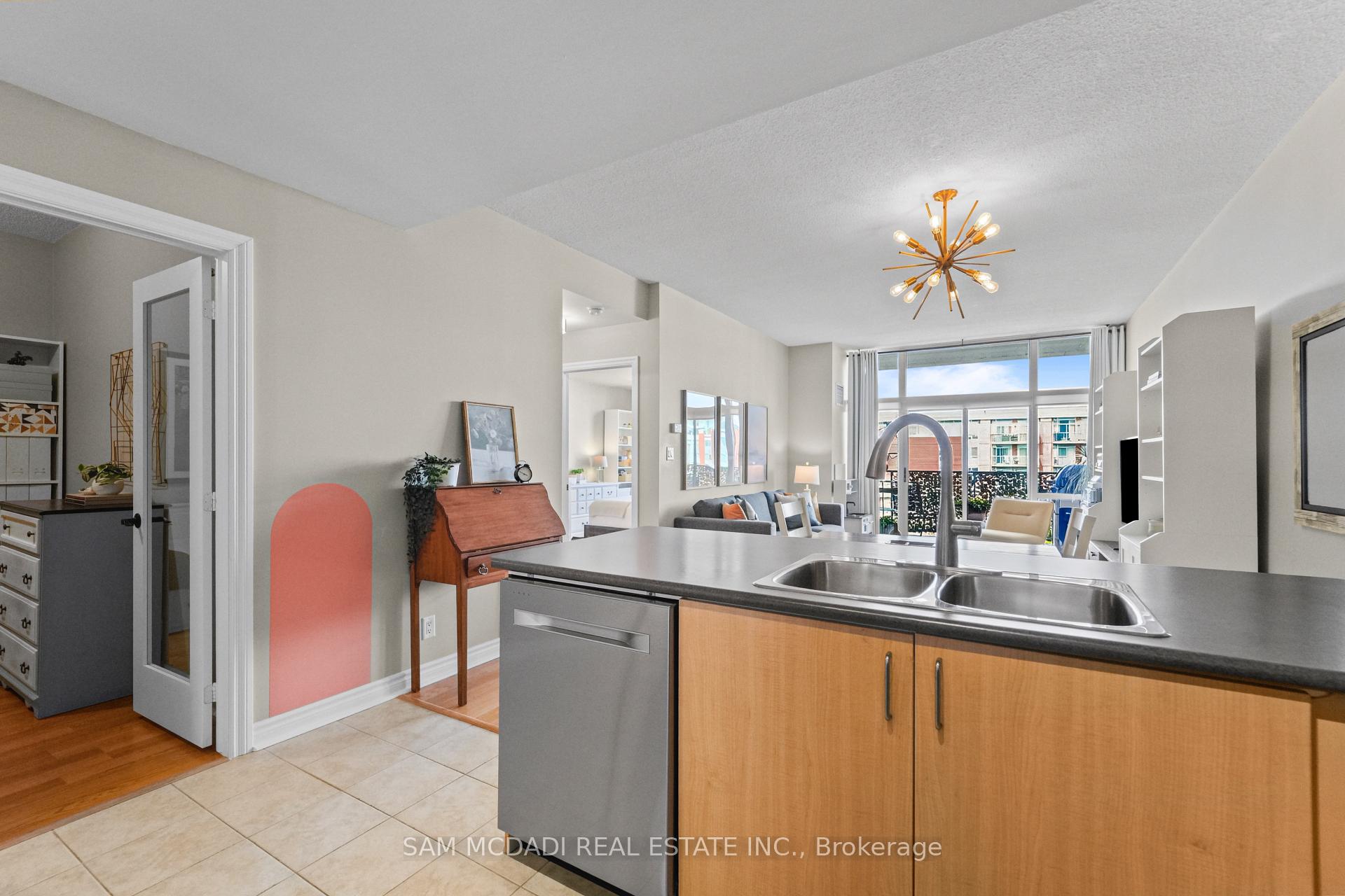 70 Port Street E 506