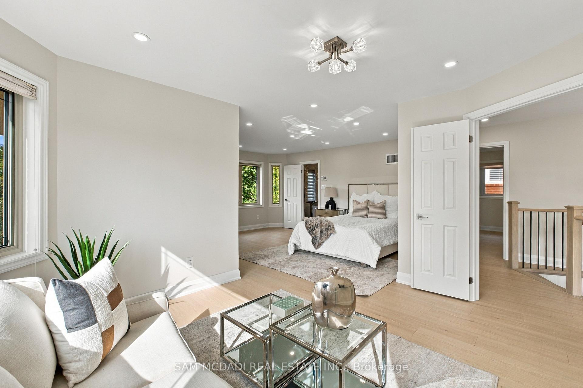 5289 Fallingbrook Drive