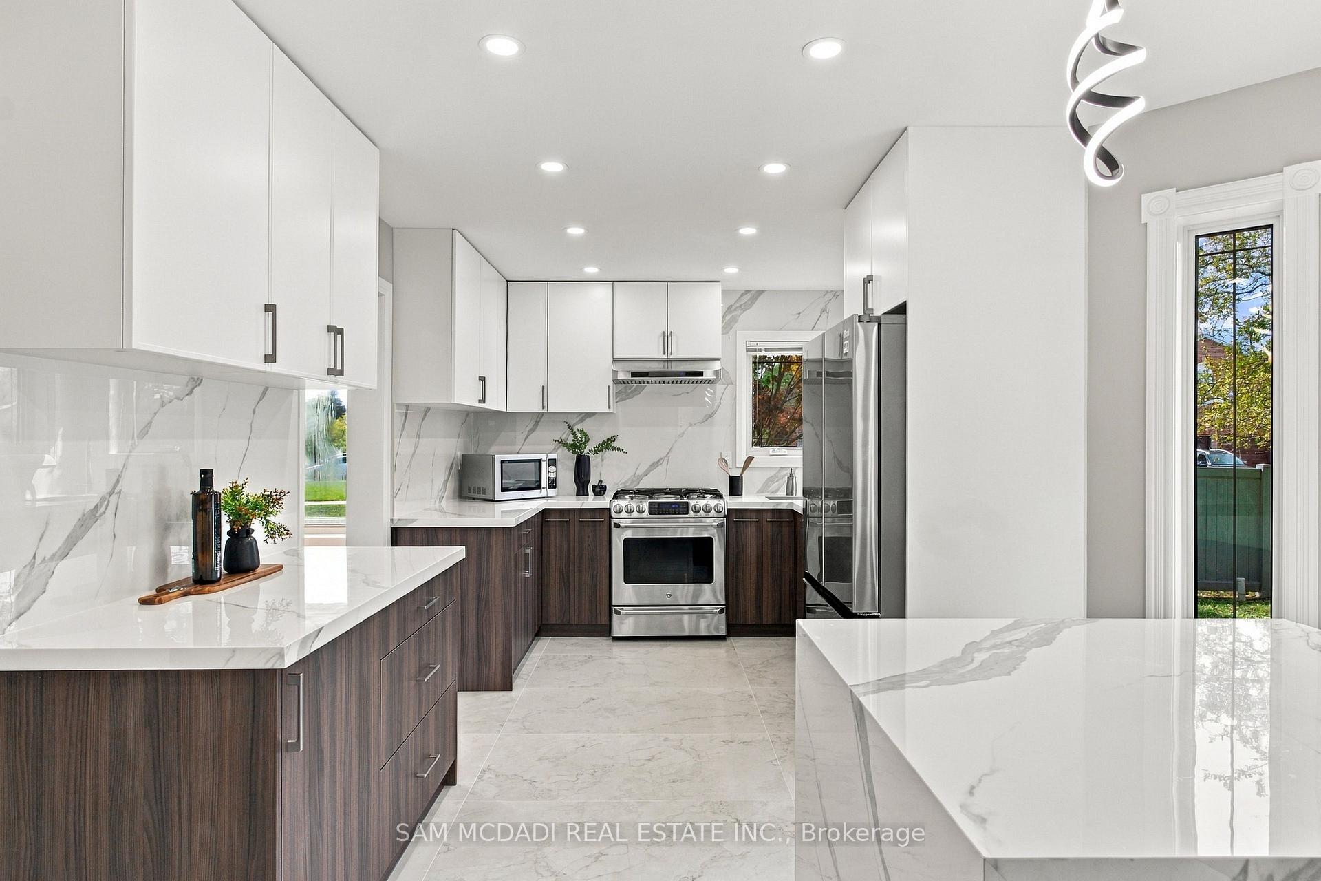 5289 Fallingbrook Drive