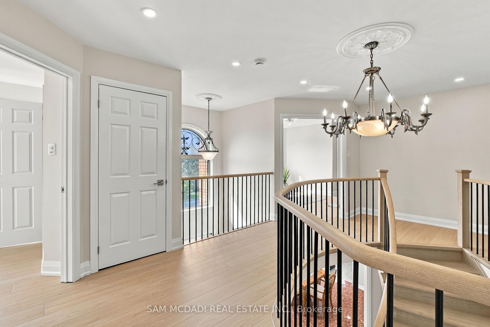 5289 Fallingbrook Drive