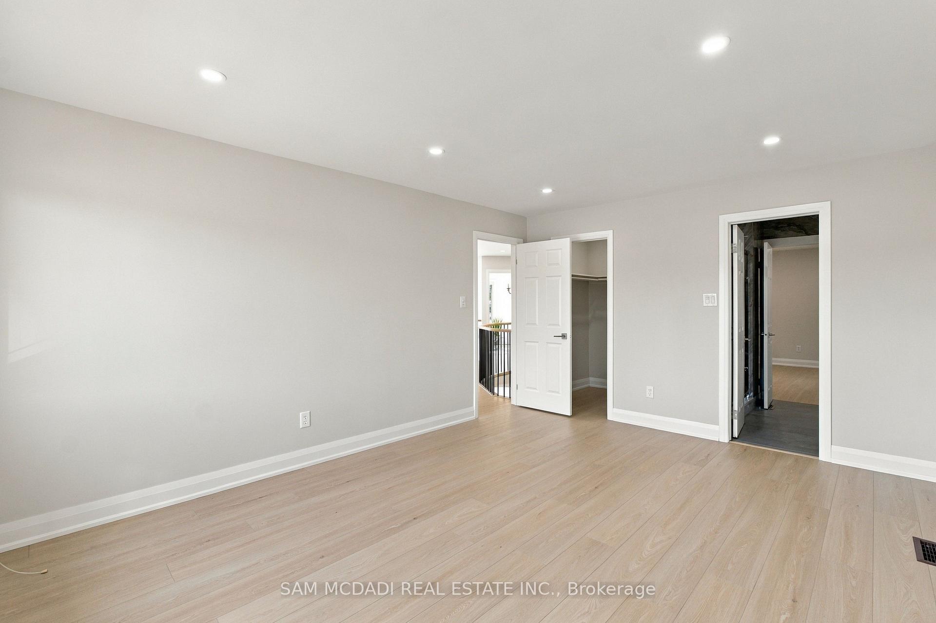 5289 Fallingbrook Drive