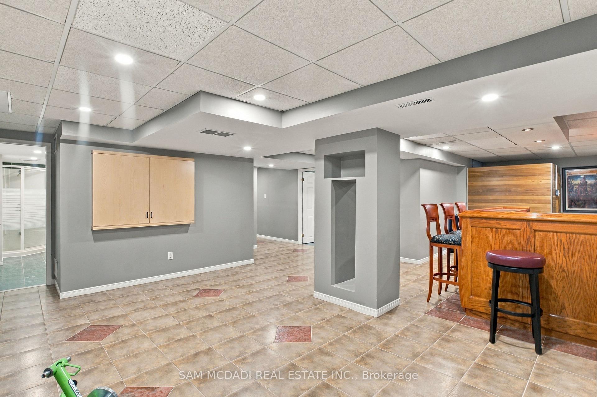 5289 Fallingbrook Drive