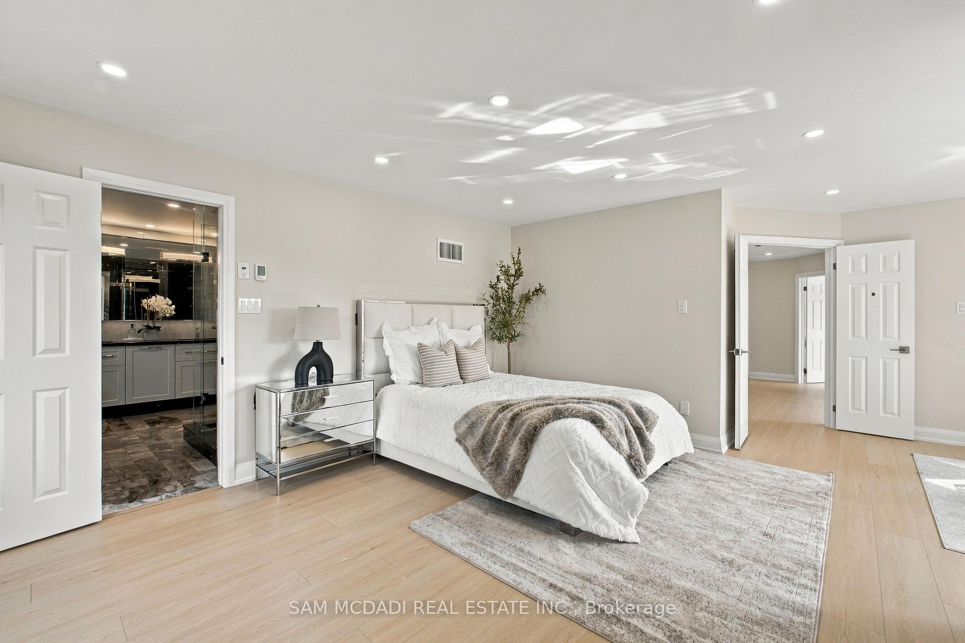 5289 Fallingbrook Drive
