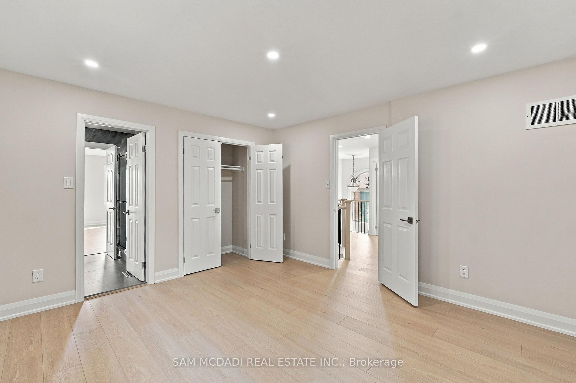 5289 Fallingbrook Drive