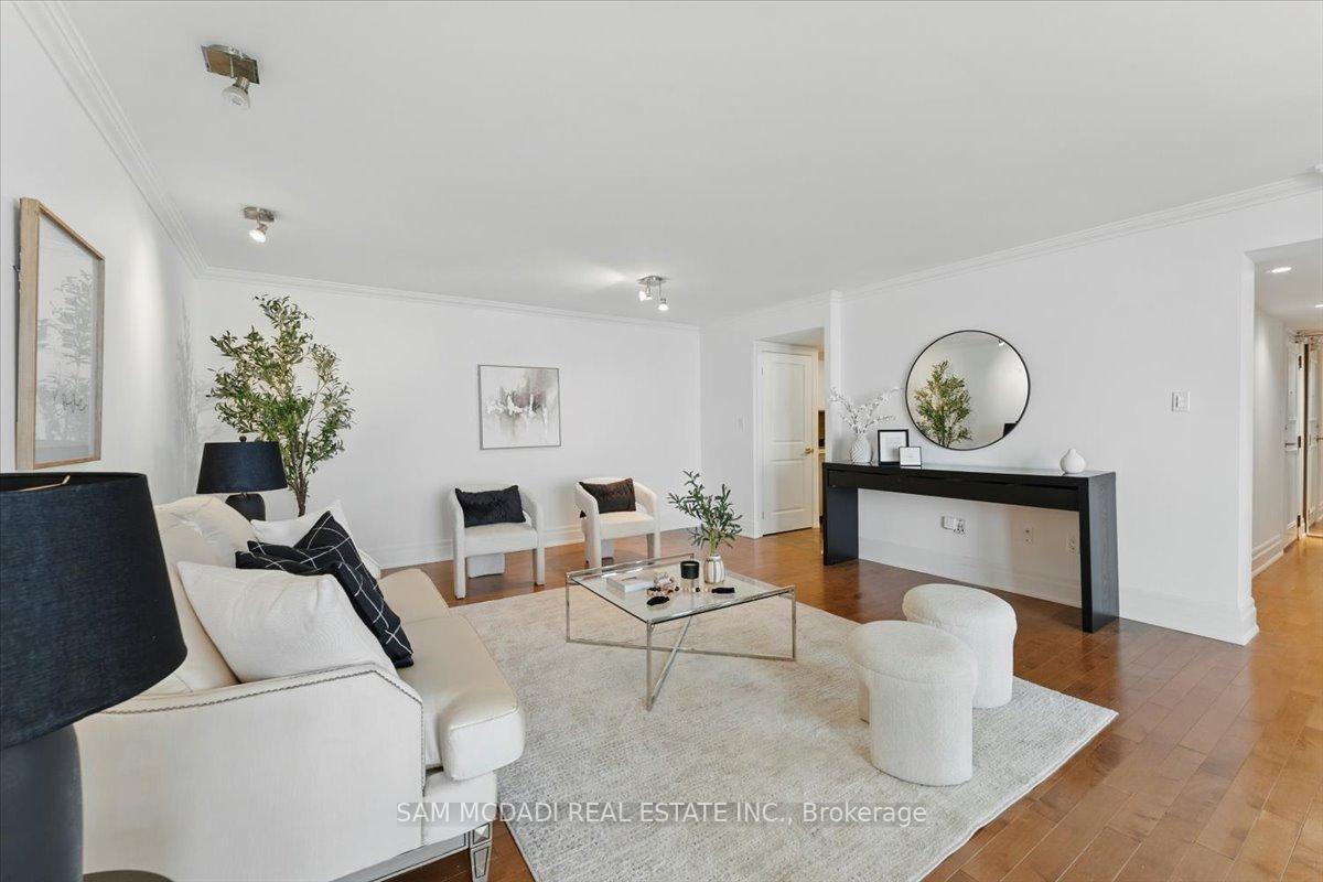2045 Lake Shore Boulevard W 1605, Toronto Unit: 1605