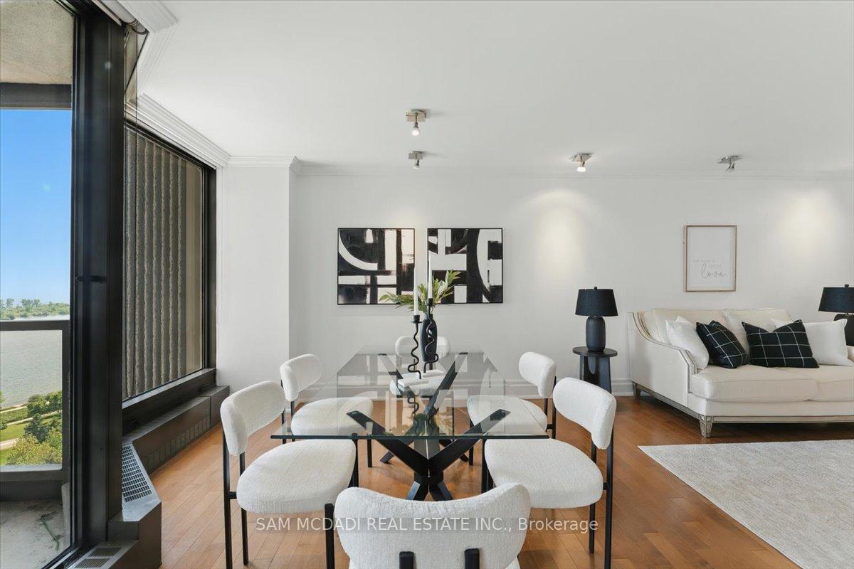 2045 Lake Shore Boulevard W 1605, Toronto Unit: 1605