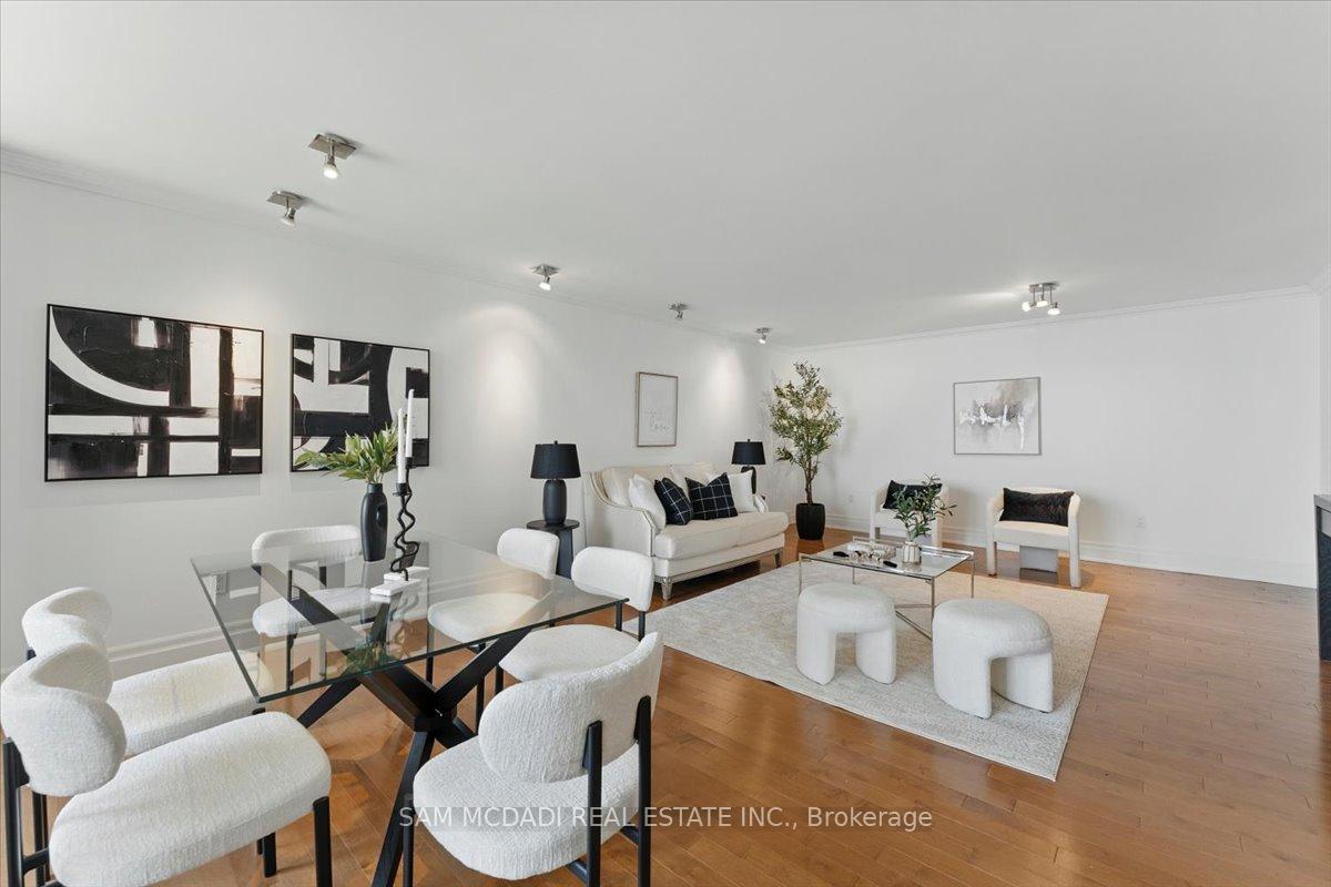 2045 Lake Shore Boulevard W 1605, Toronto Unit: 1605