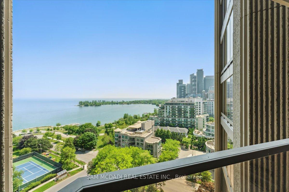 2045 Lake Shore Boulevard W 1605, Toronto Unit: 1605