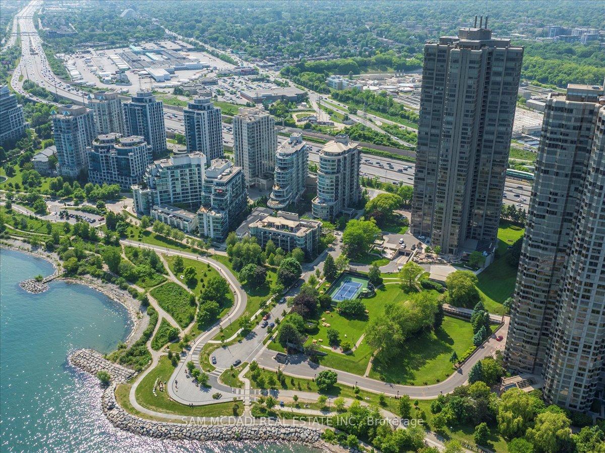 2045 Lake Shore Boulevard W 1605, Toronto Unit: 1605