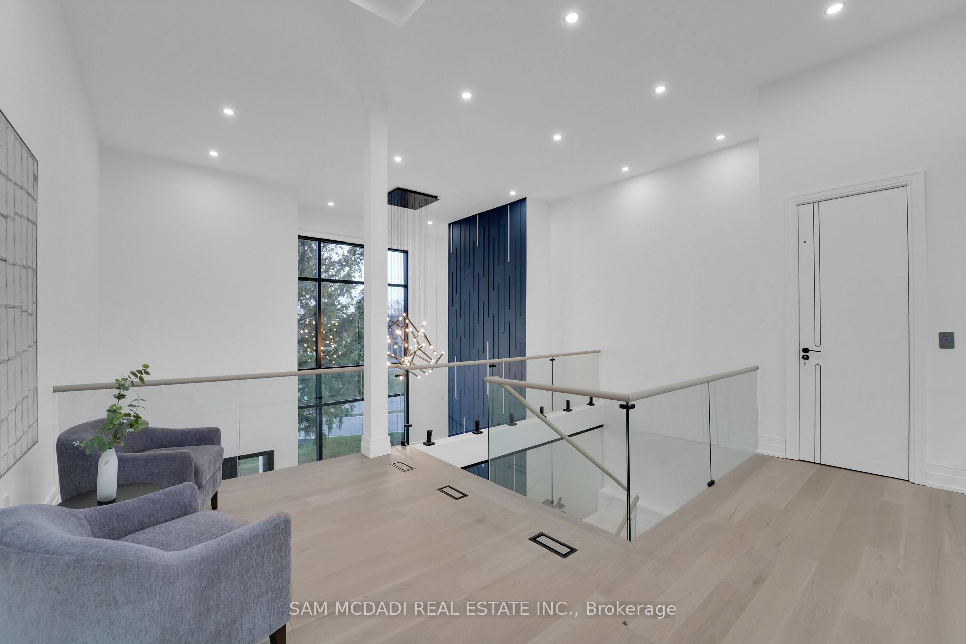 468 Saville Crescent