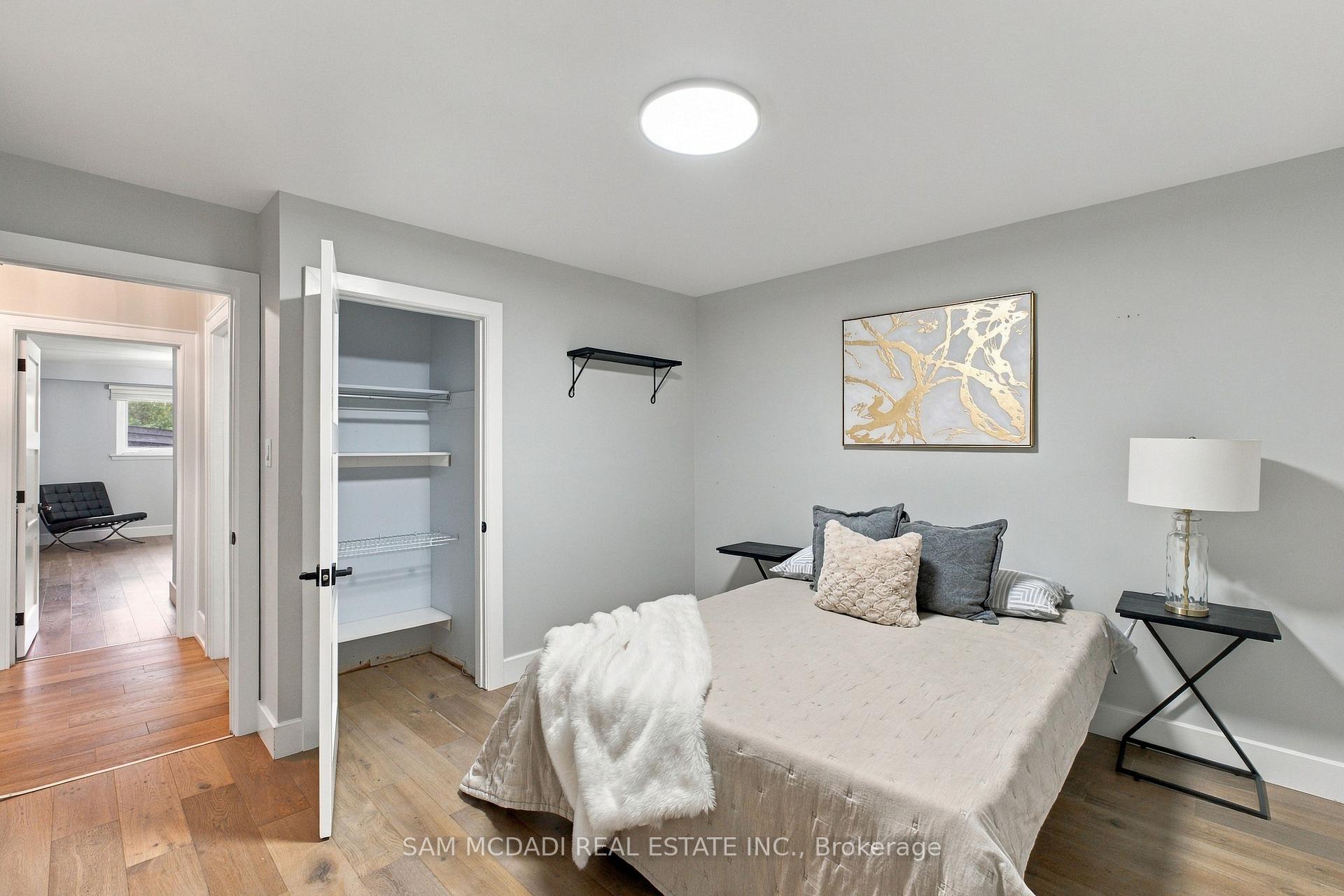 1357 Saginaw Crescent