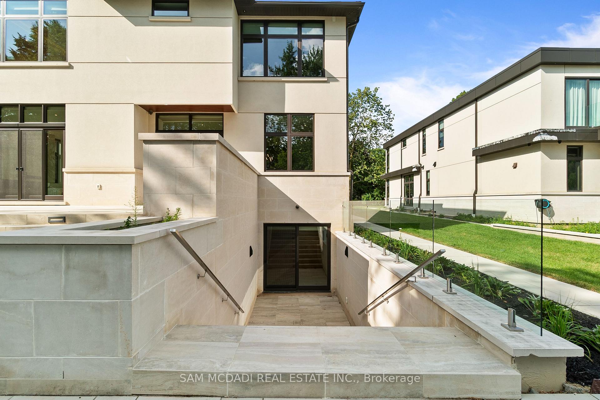 1222 Mississauga Road