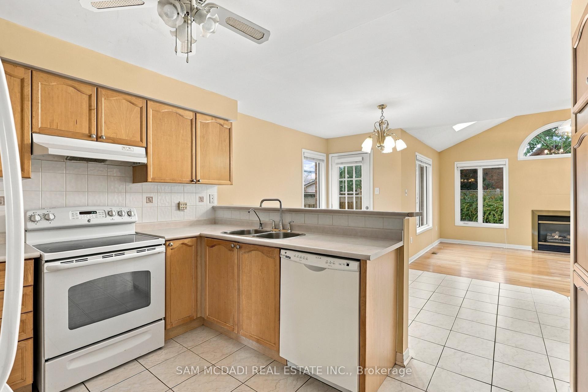 5263 Russell View Road