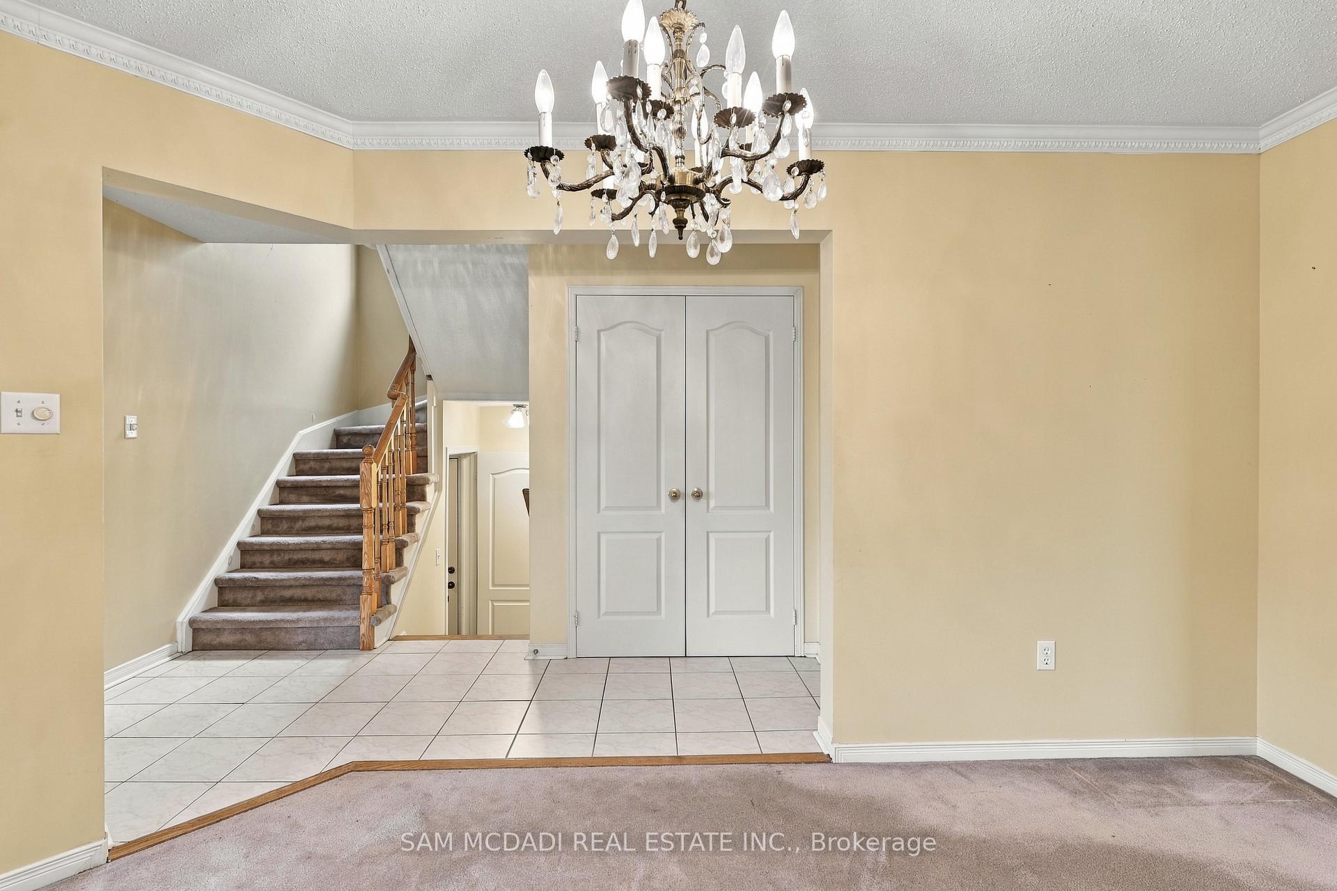 5263 Russell View Road
