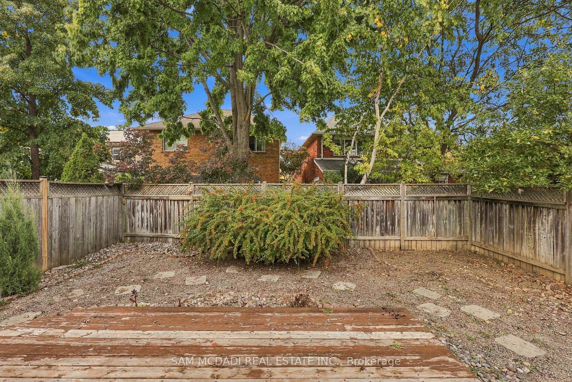 5263 Russell View Road