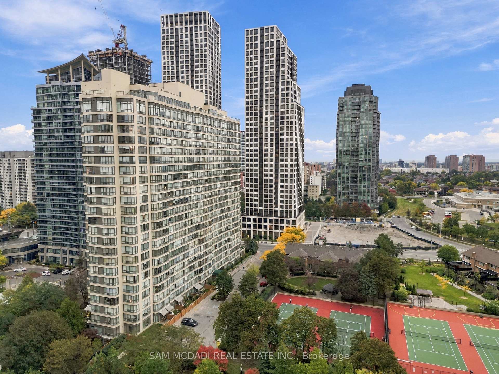 265 Enfield Place 903