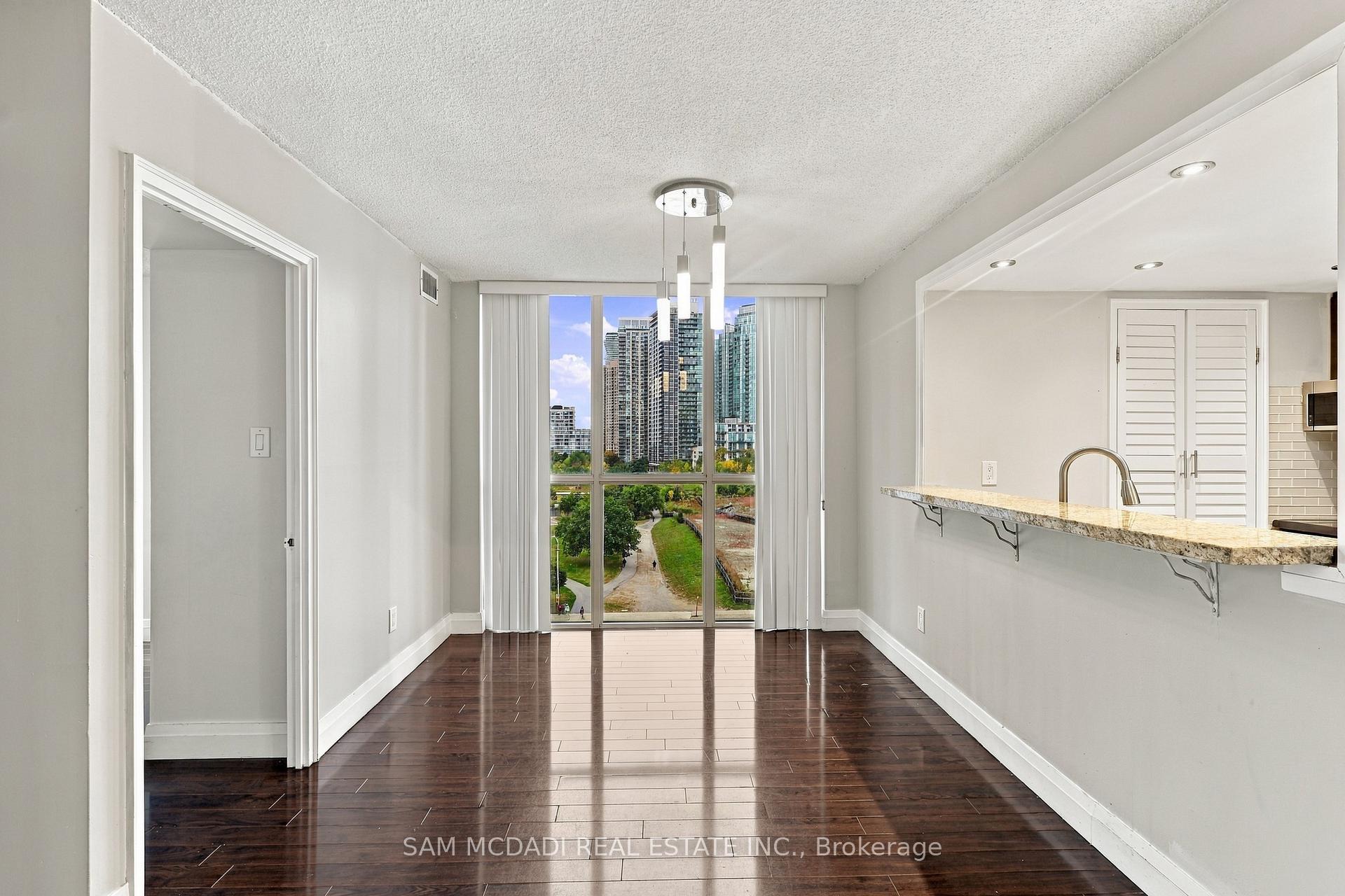265 Enfield Place 903