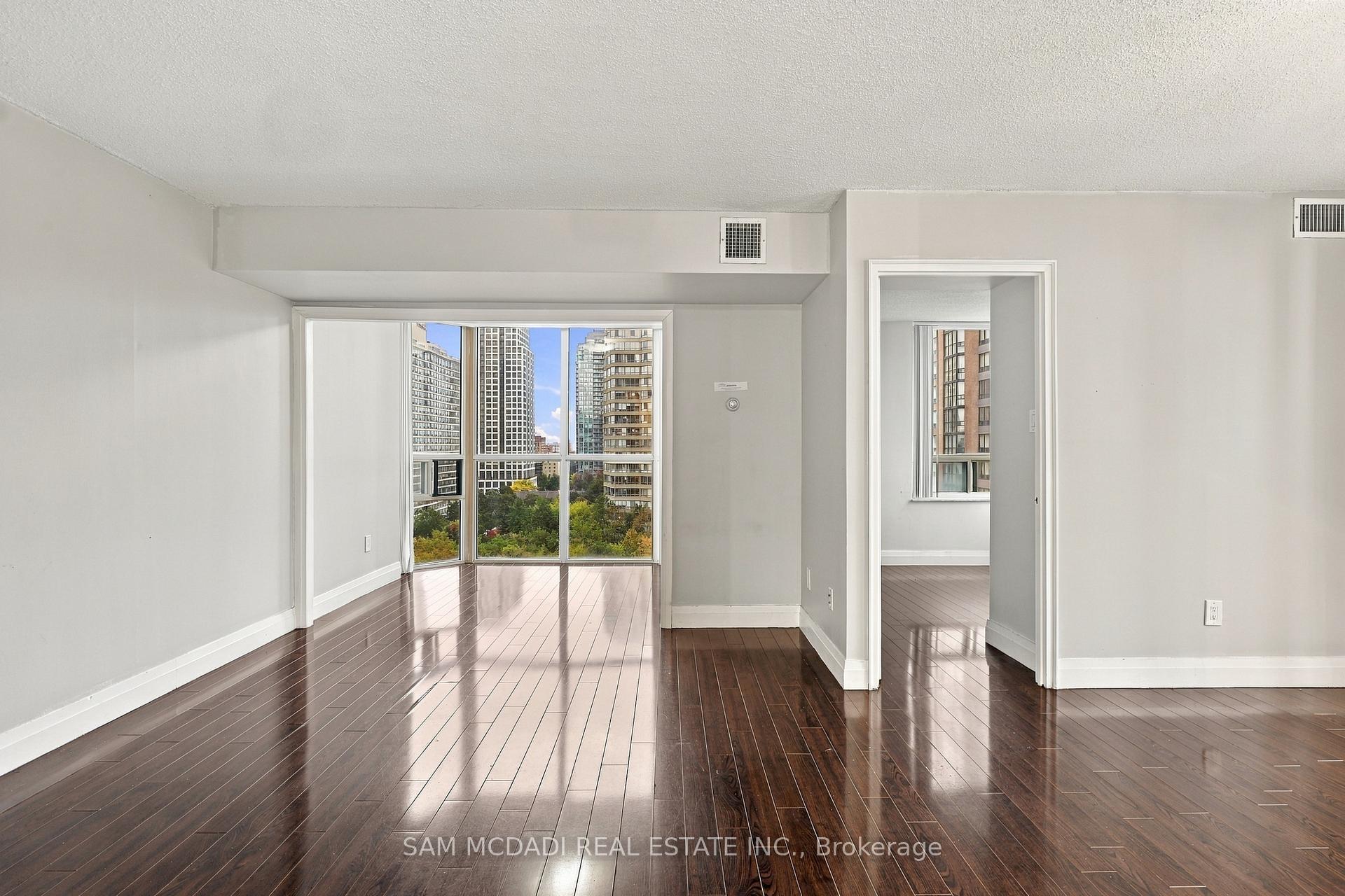 265 Enfield Place 903