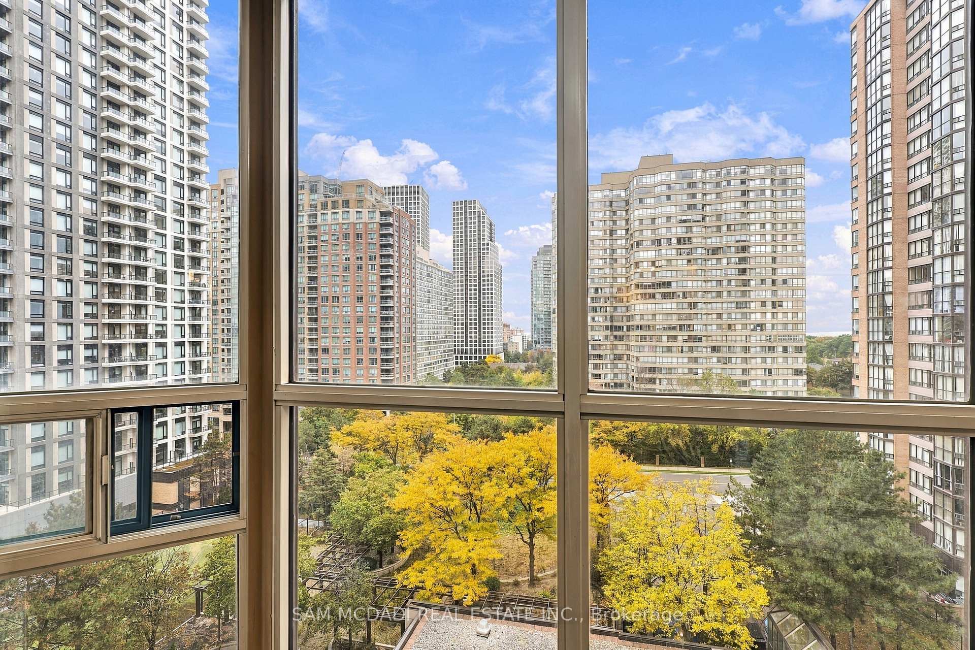 265 Enfield Place 903