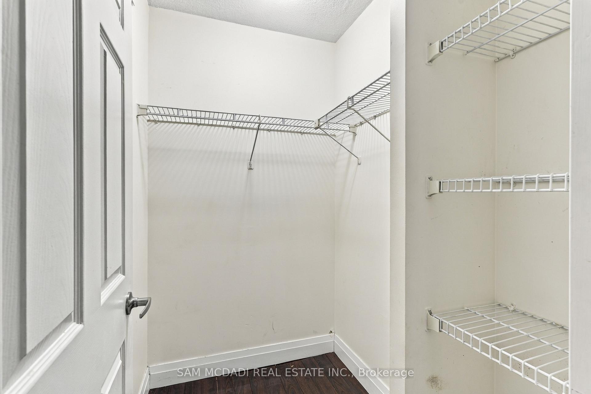 265 Enfield Place 903