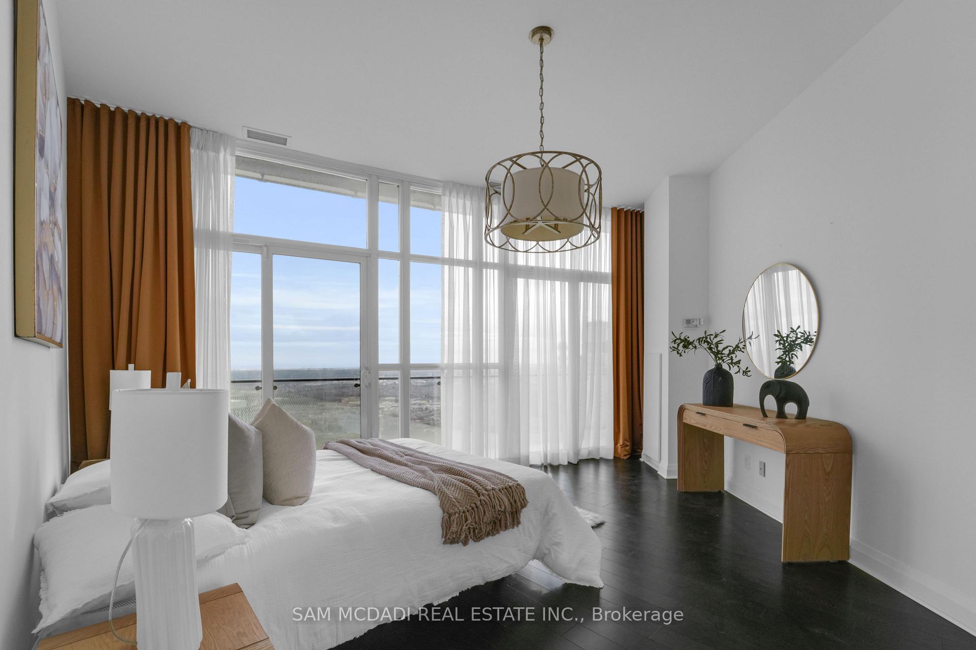 50 Absolute Avenue PH3