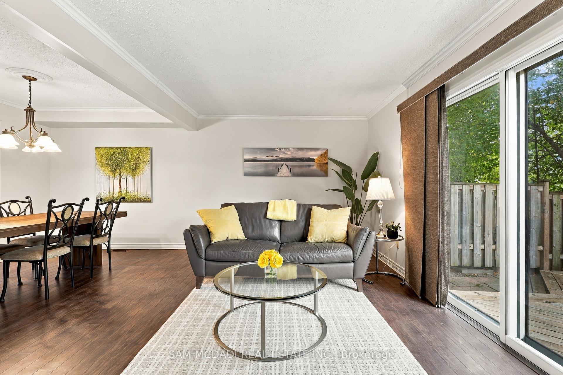 2779 Gananoque Drive 87