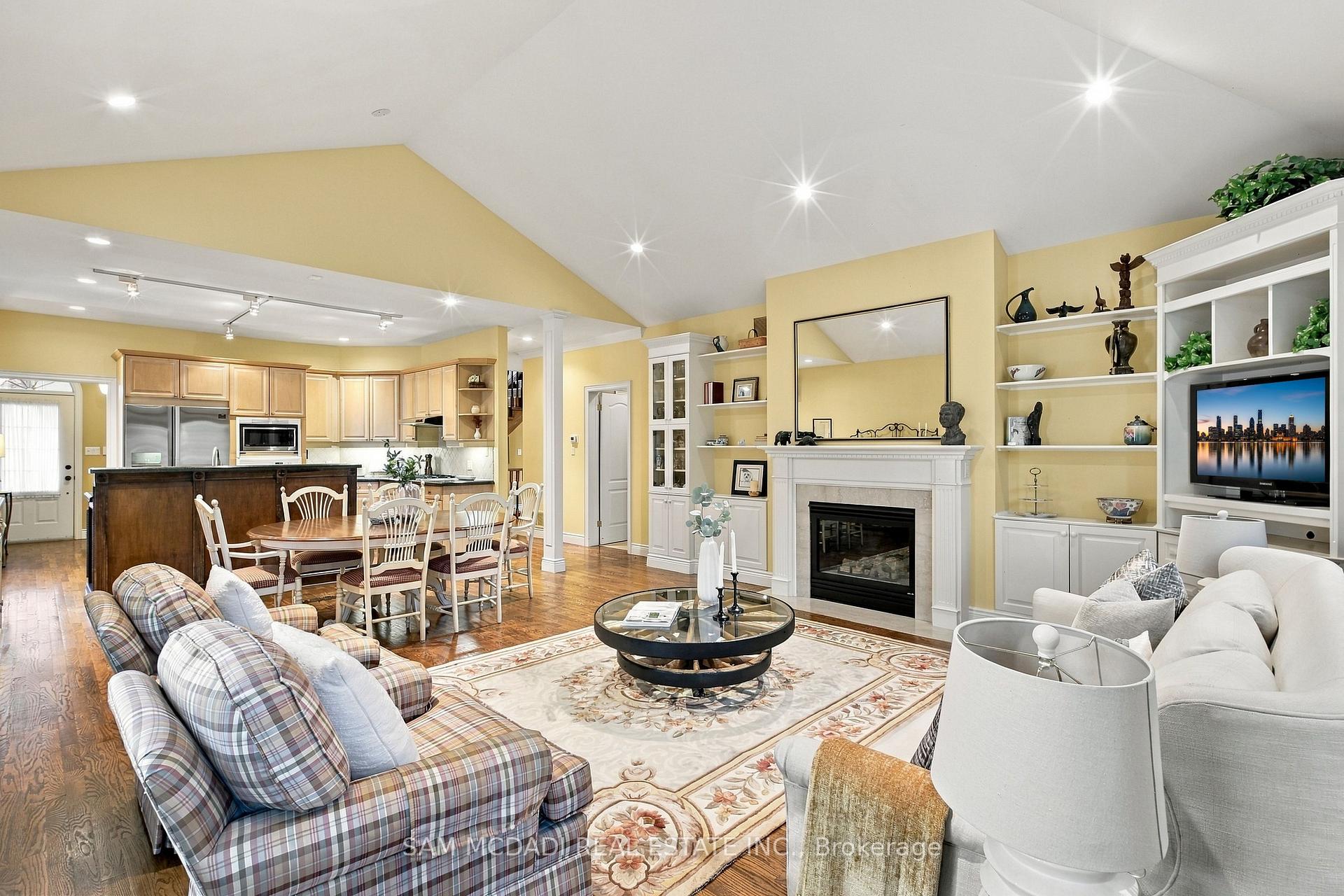 1205 Clarkson Road N 6