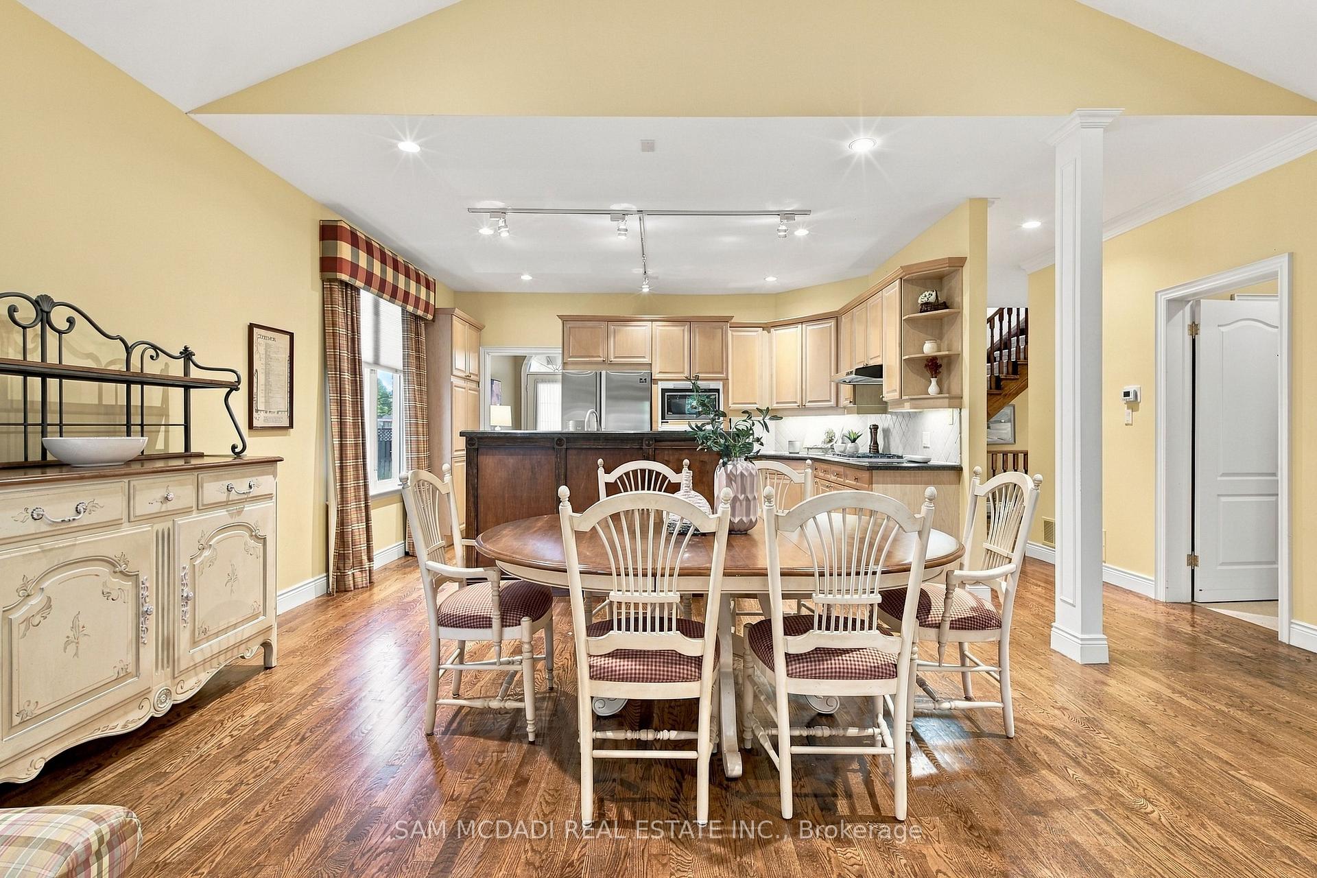 1205 Clarkson Road N 6