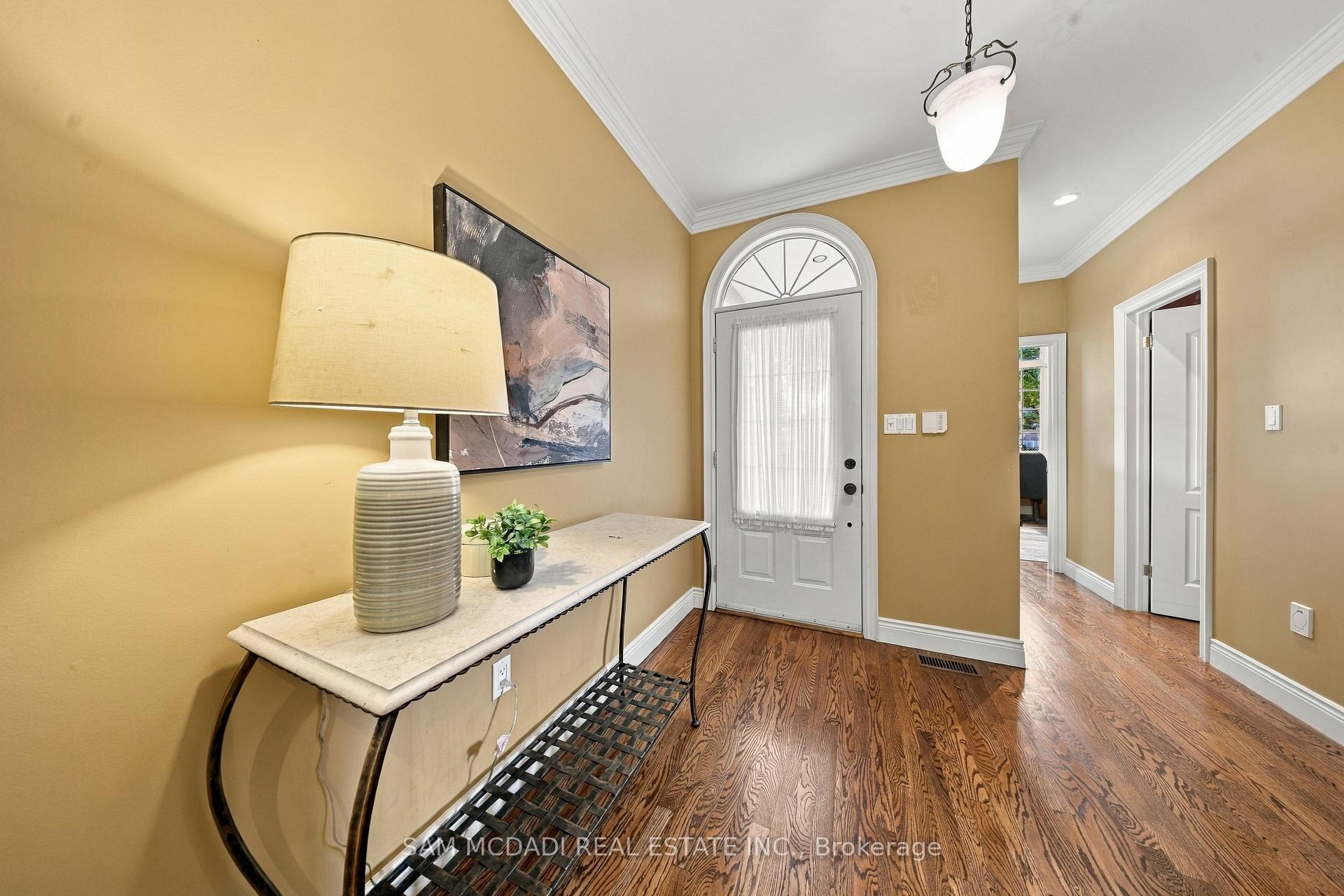 1205 Clarkson Road N 6
