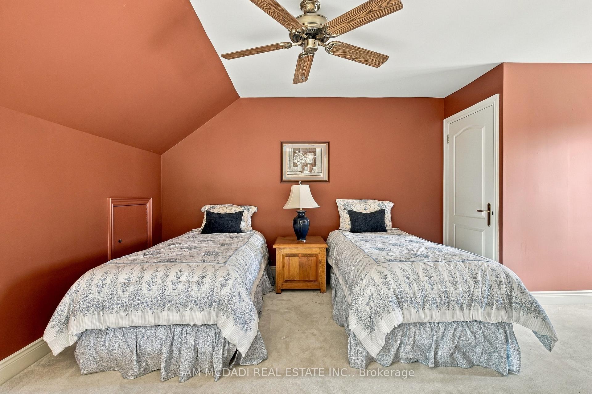 1205 Clarkson Road N 6
