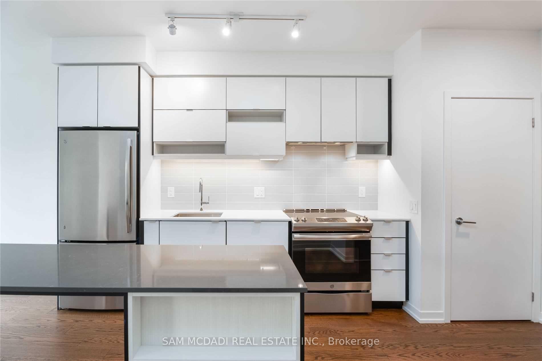 4065 Confederation Parkway 514