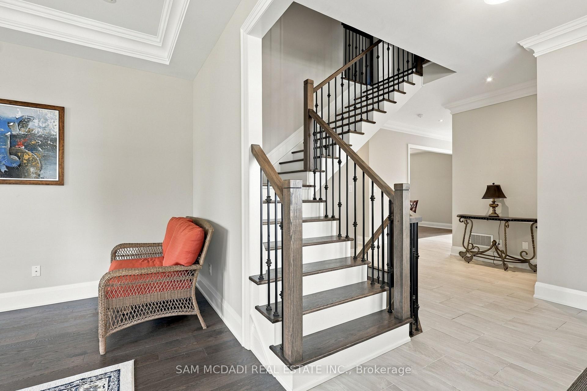 319 EATON Street