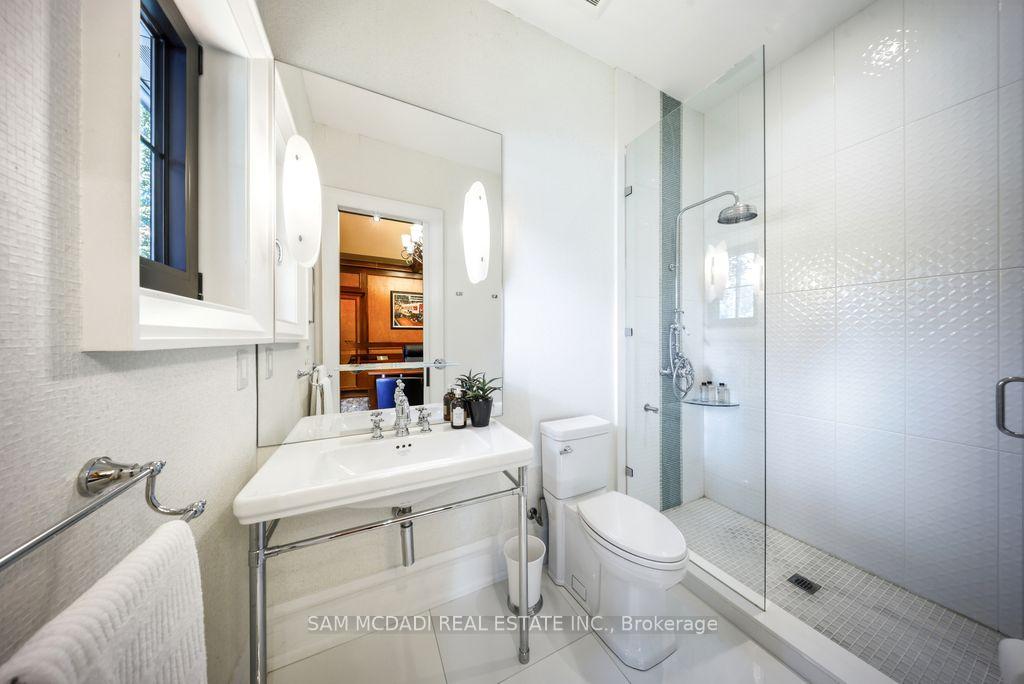 1206 Wildfield Crescent