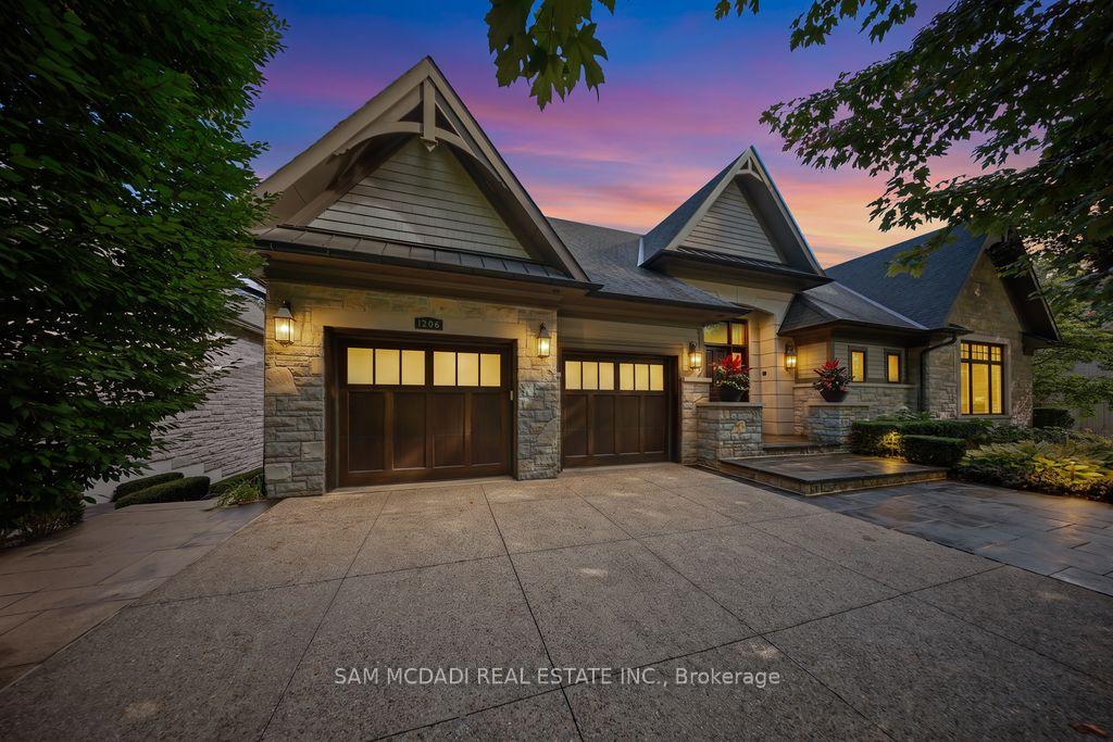 1206 Wildfield Crescent
