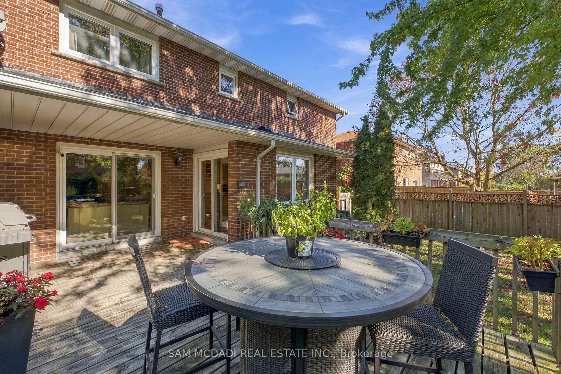 1138 Vanier Drive