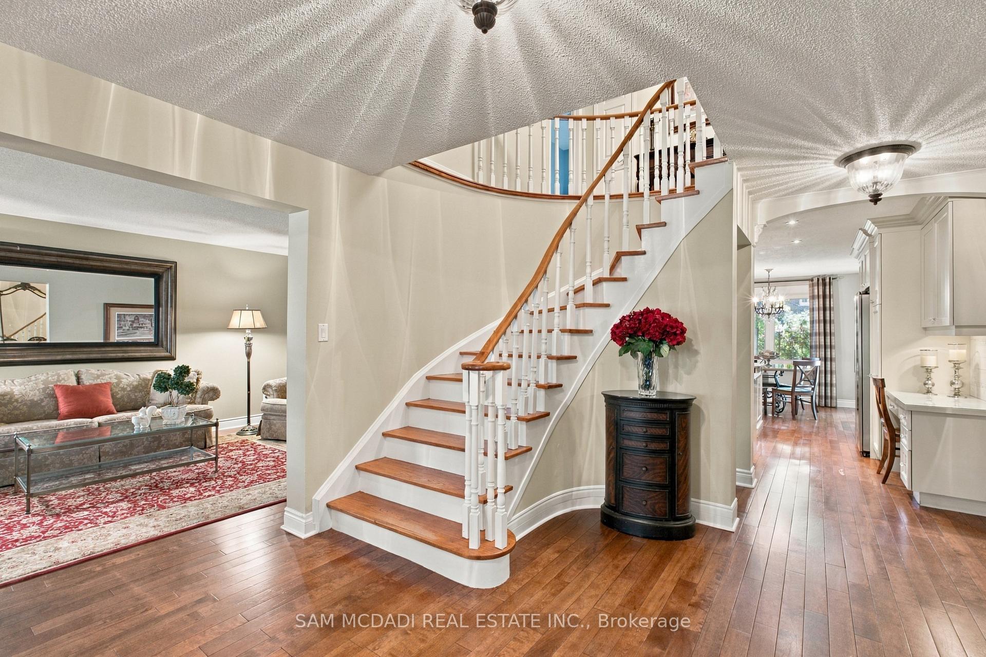 1138 Vanier Drive