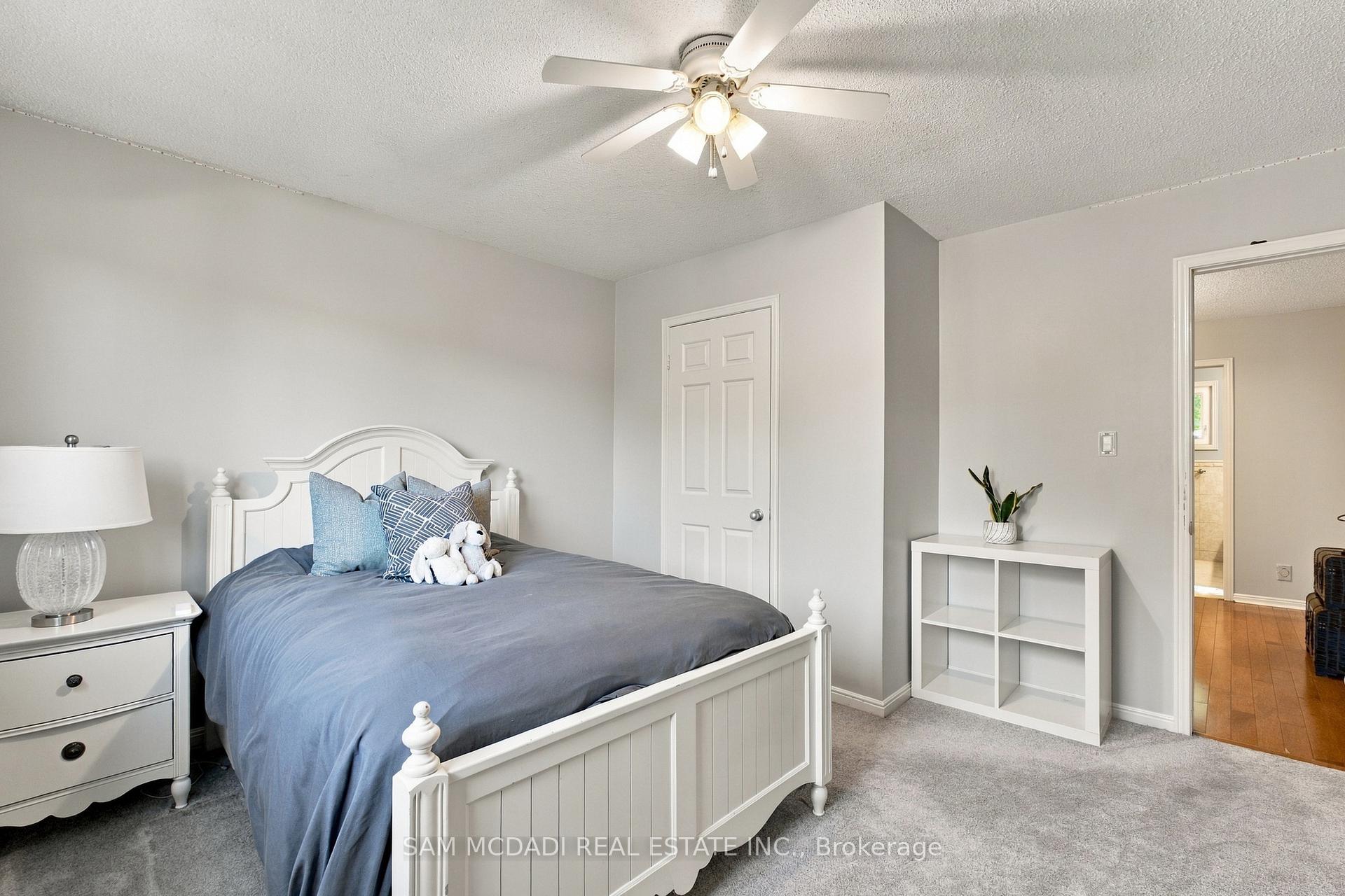 1138 Vanier Drive