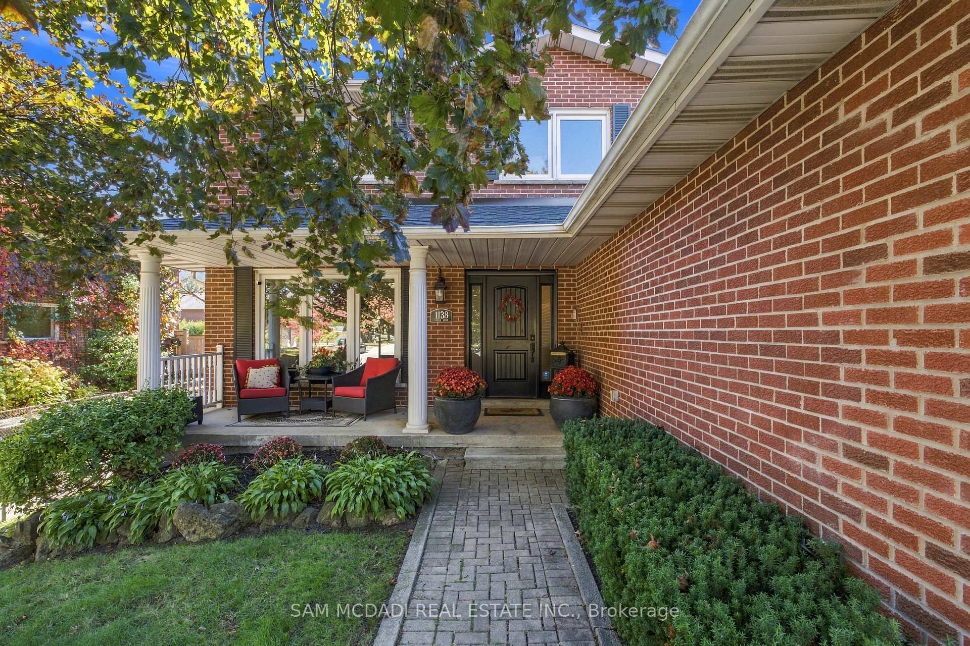 1138 Vanier Drive